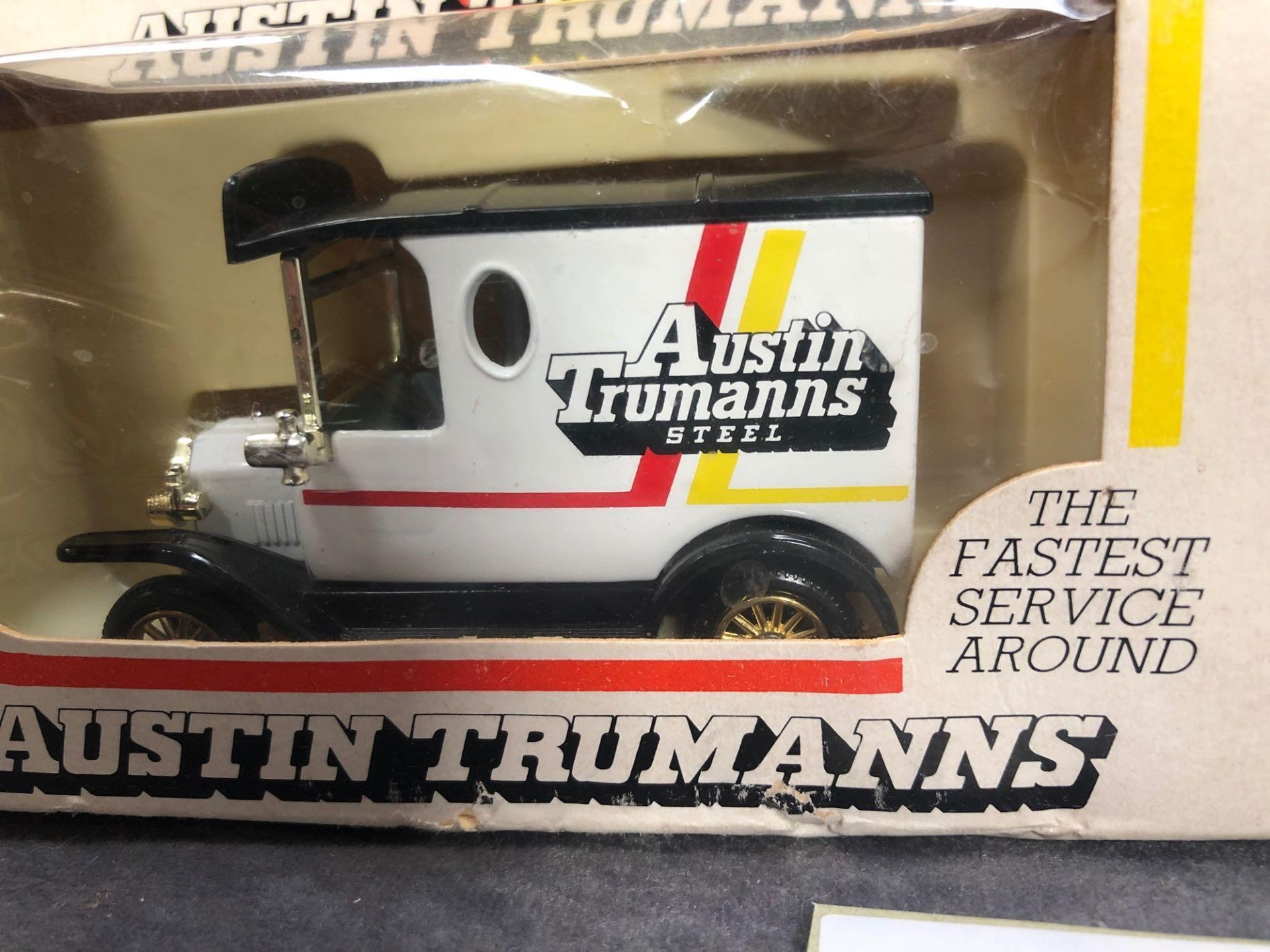 Lledo Austin Trumanns Steel Model T Ford Van In Box - Image 2 of 2