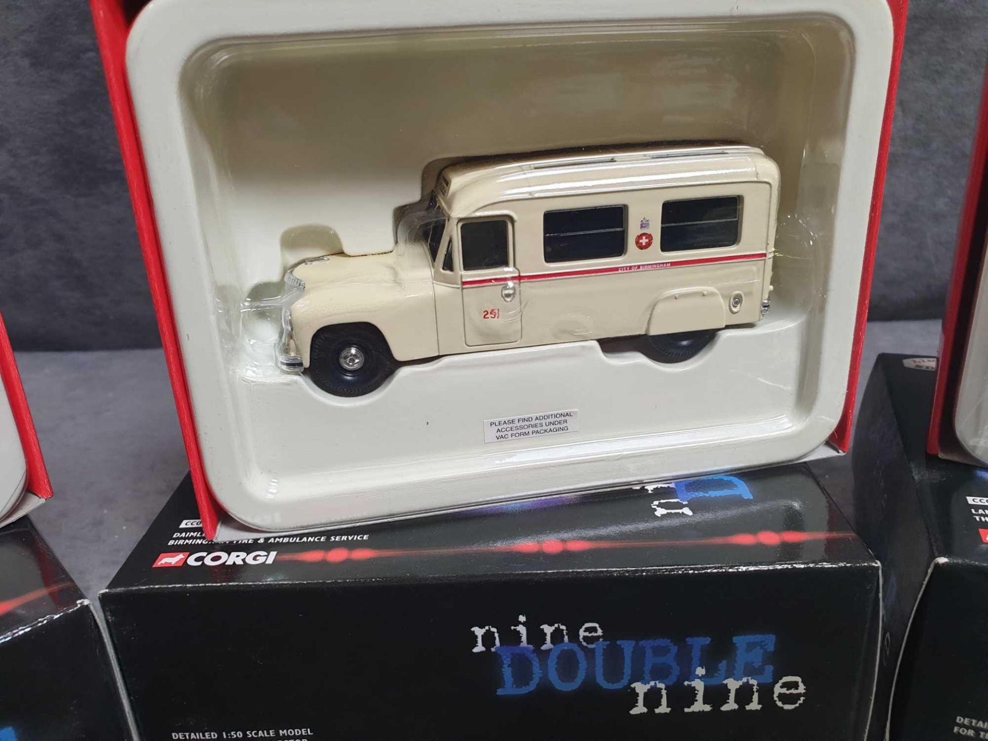 A Set Of 3 mint and sealed Corgi Classics Diecast Nine Double Nine Series Diecast Vehicles - Image 3 of 4