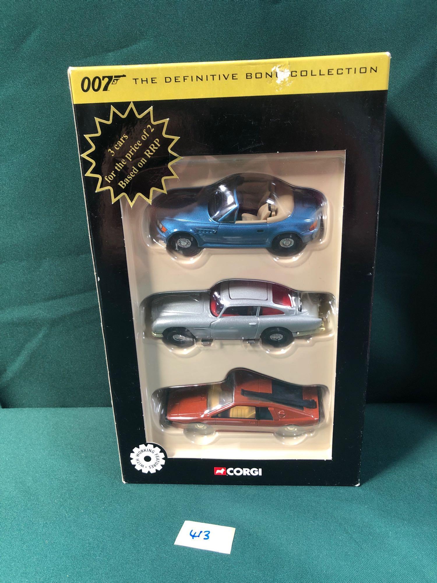 Corgi Collectables CC99102-LN James Bond 3-Car Set - Aston Martin DB5, Lotus Esprit Turbo And BMW