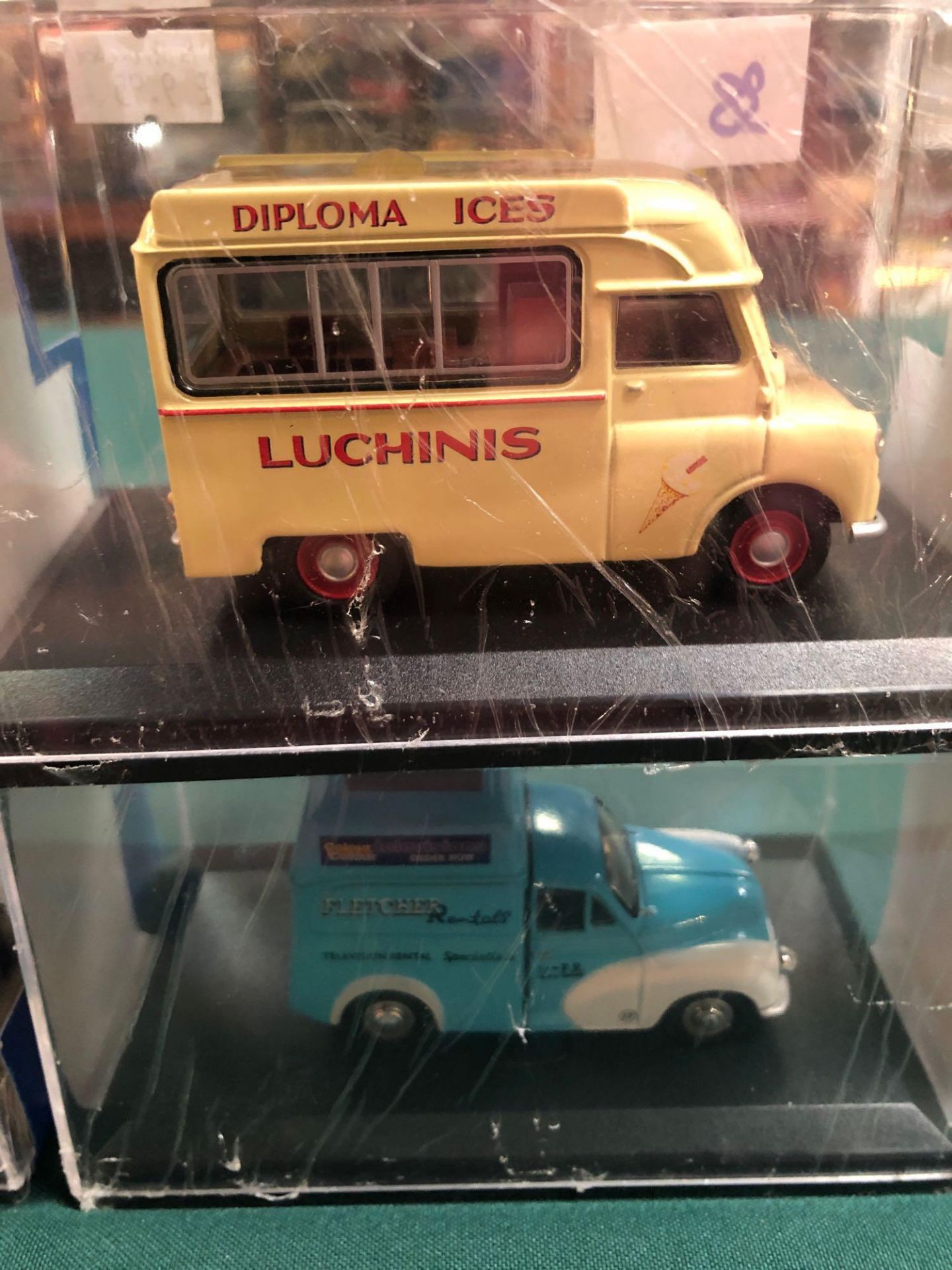 4x Oxford Diecast Models All On Display Boxes, Comprising Of; #CA019 Rare Luchinis Bedford CA Ice - Image 3 of 3