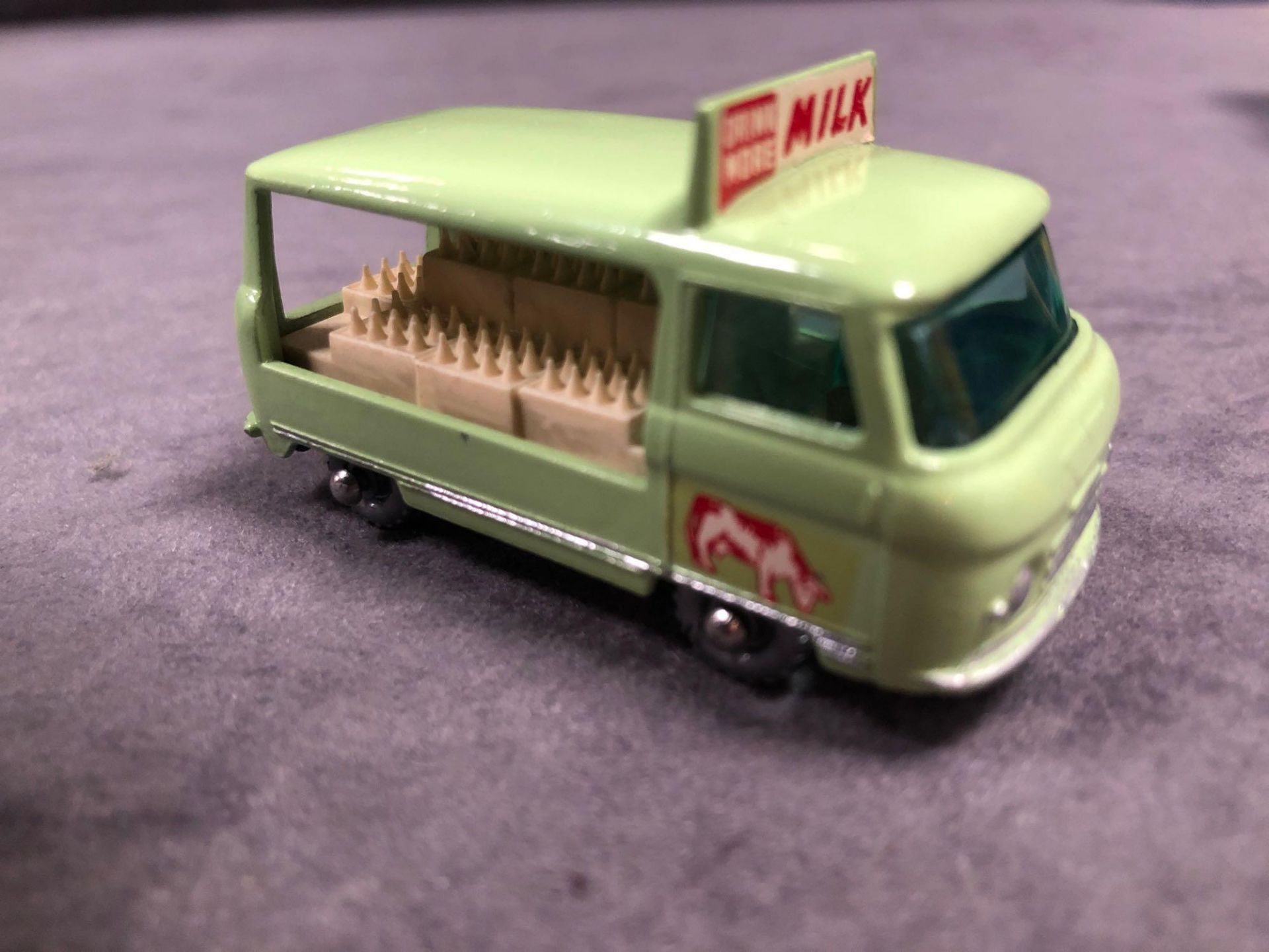 Mint Matchbox Series Lesney Diecast #21 Milk Delivery Truck With Cow On Door And Grey Plastic Wheels - Image 2 of 4