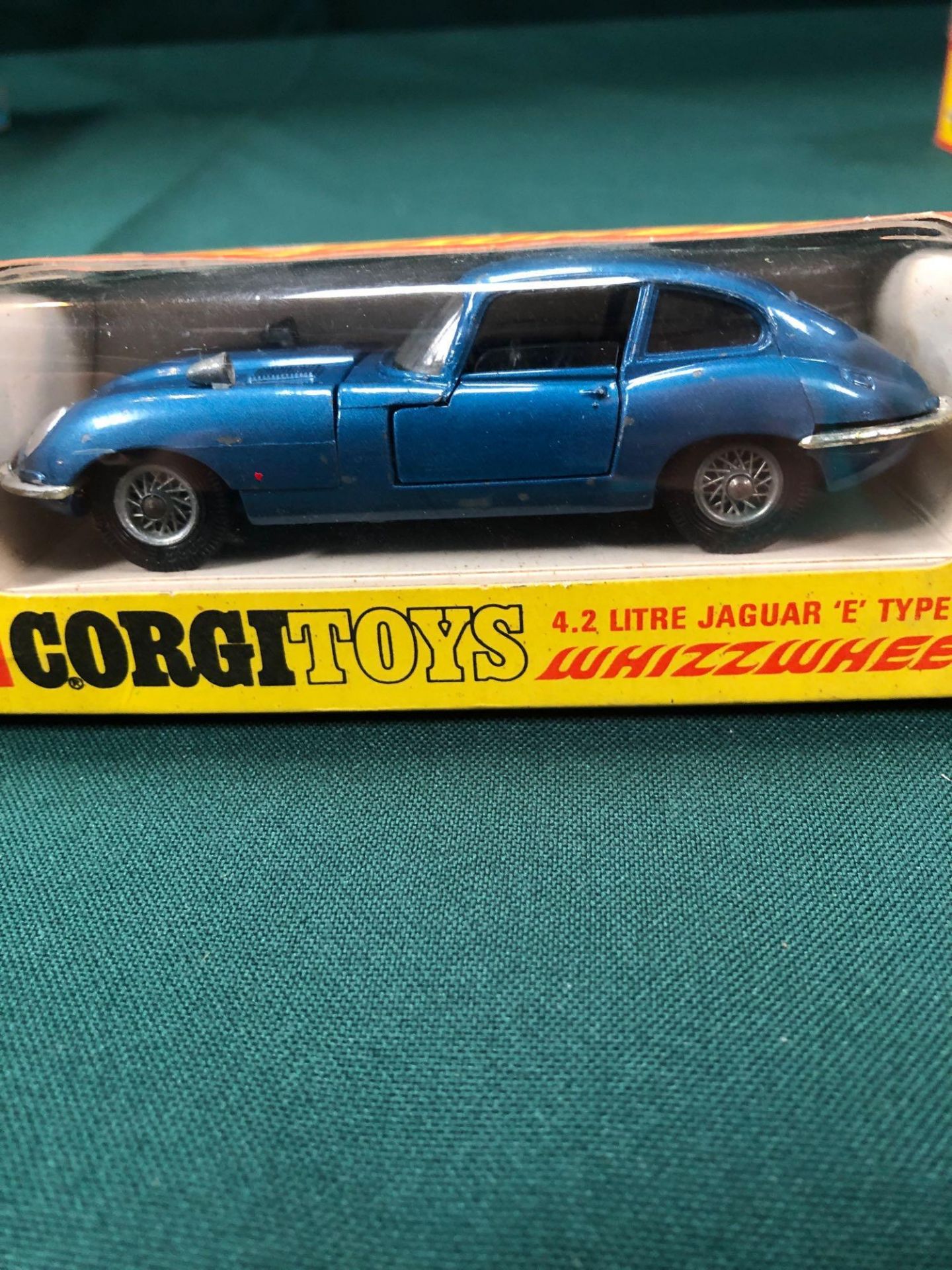 Mint Corgi Toys Whizzwheels Diecast #374 42 L Jaguar E Type 2+2 In Excellent Box - Image 2 of 2