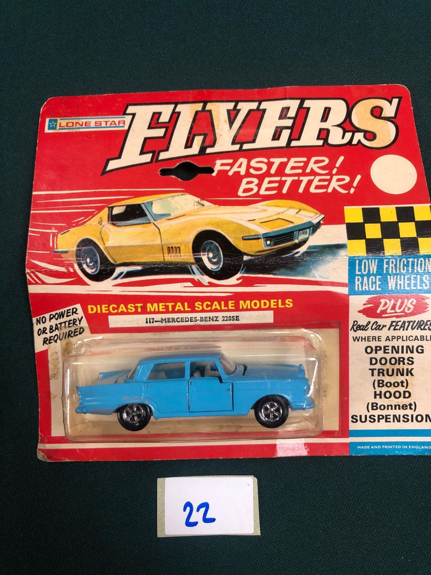 Lone Star Flyers Diecast Model #117 Mercedes-Benz 220SE In Blue With A White Interior Bubble Card