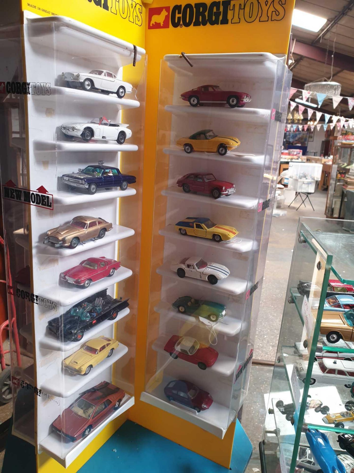 **WOW** Corgi Diecast Display Stand With 64 Individual Diecast Car Models -    356 VW US Personell - Image 3 of 9