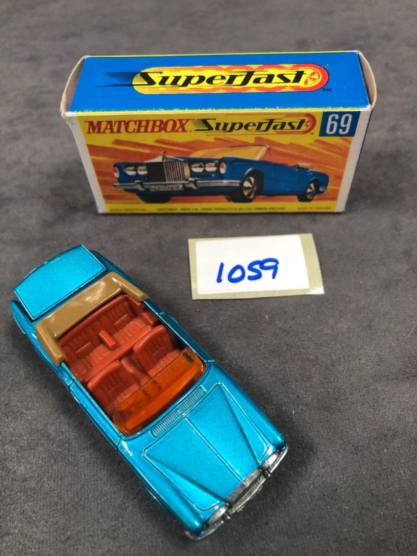 Mint Matchbox Superfast Diecast #69 Rolls-Royce Silver Shadow in Excellent Box