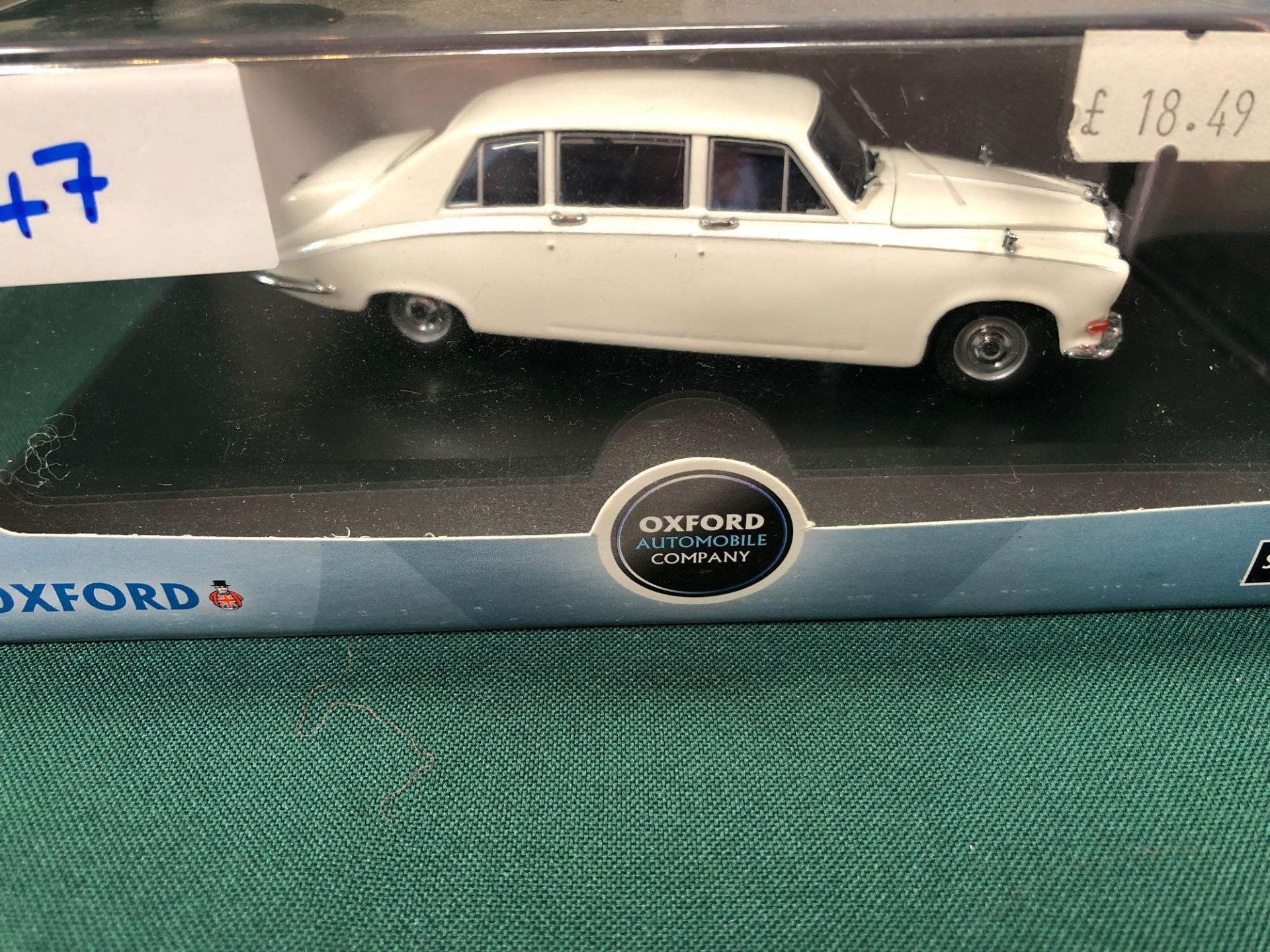 3x Oxford Diecast Models Scale 1/43 All In Display Boxes, Comprising Of; #DS002 Daimler DS420 - Image 2 of 4