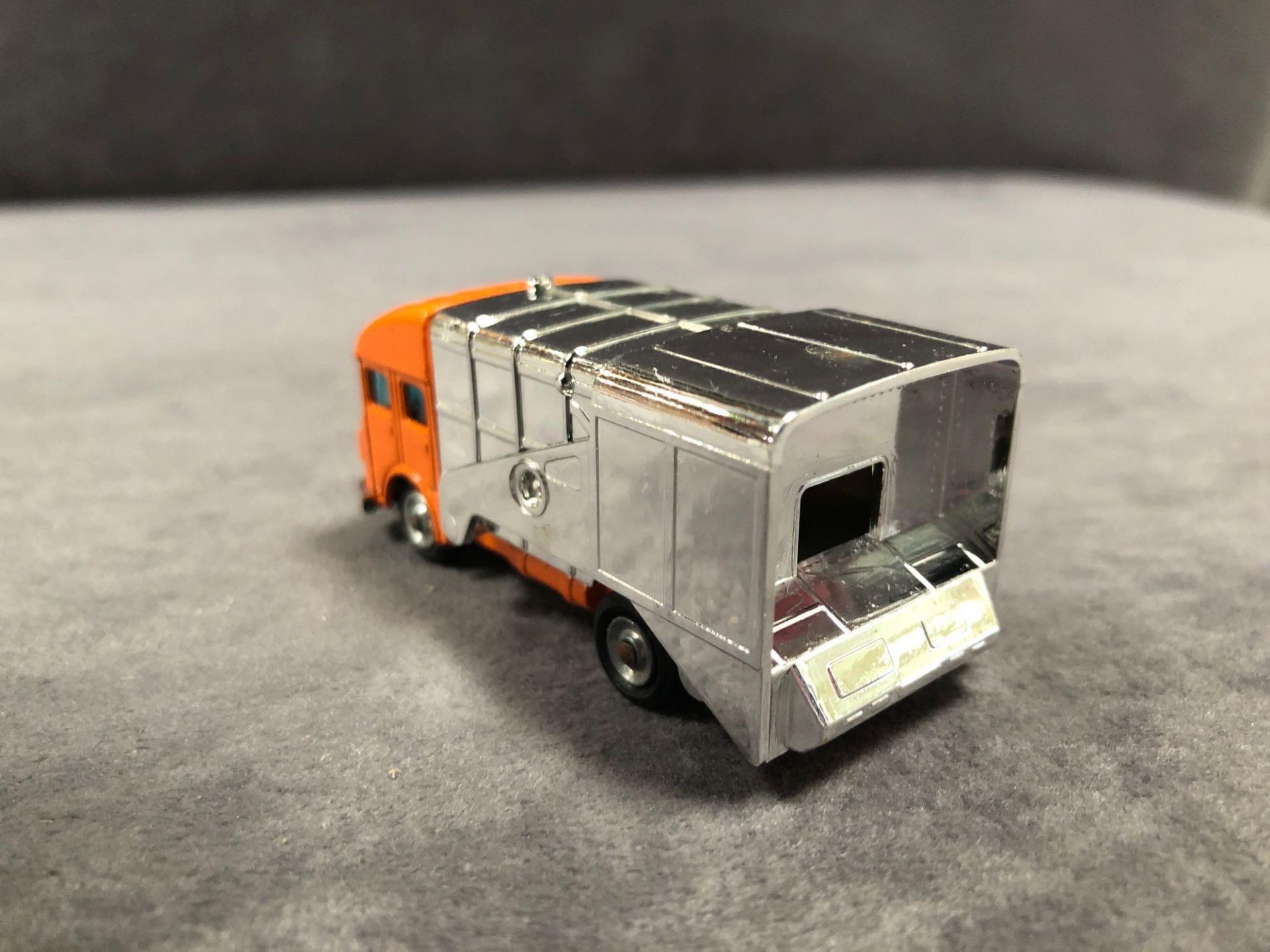 Mint Rarer Colour Corgi Junior #25 Refuse Van In Orange 'Code 2' Manufactured Box - Image 3 of 3