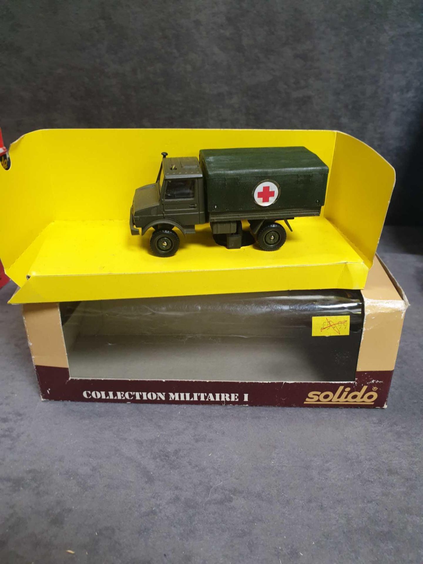 Mint Solido #6038 Mercedes Unimog Ambulance 1/50 scale diecast in very good box These Ambulance