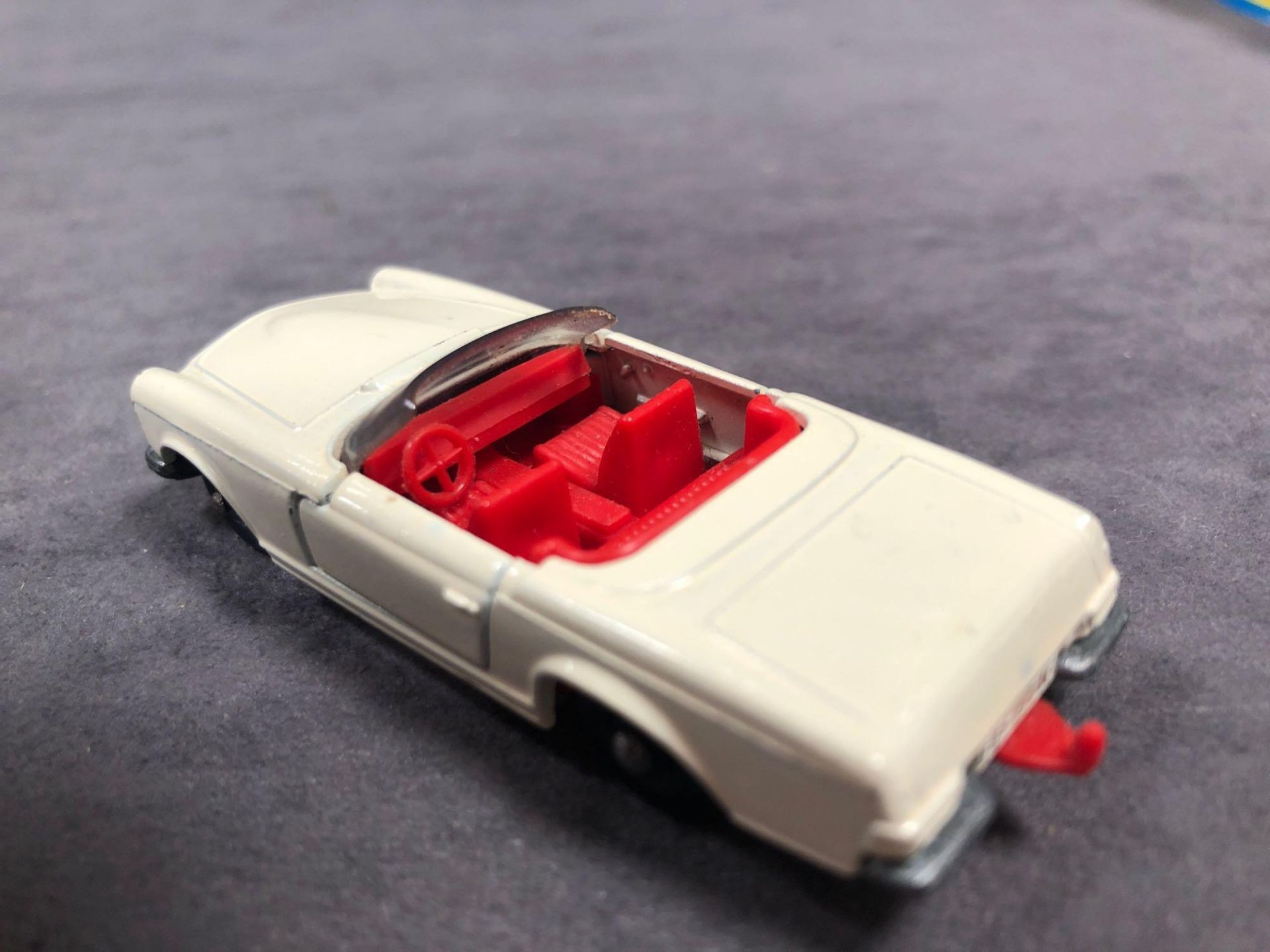 Near Mint Matchbox Series Lesney Diecast #27 Mercedes-Benz 230 SL With An Unpainted Base In - Image 3 of 4