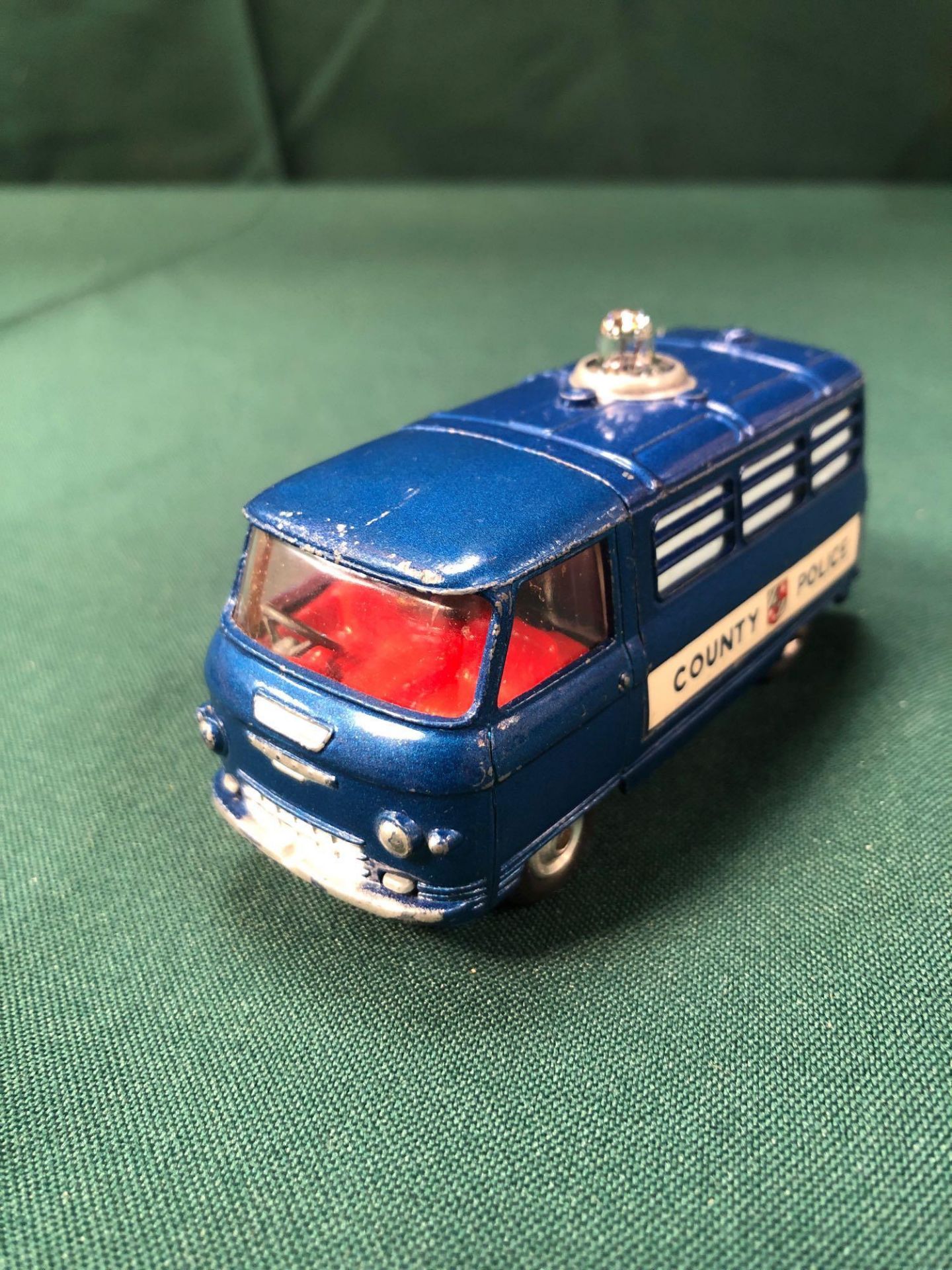 Very Good Corgi Toys Diecast 464, Police Van With Flashing Light In Ok Box (One And Flap Missing And - Image 2 of 3