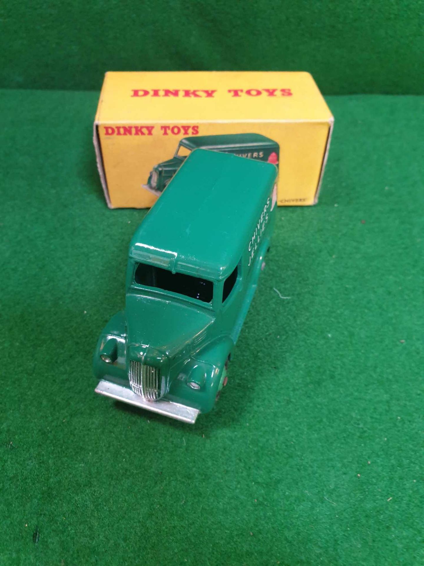Dinky #452 Trojan 15cwt Van (Chivers) Mint Model (Tyres In Need Of A Clean In Solid Slightly - Image 2 of 3