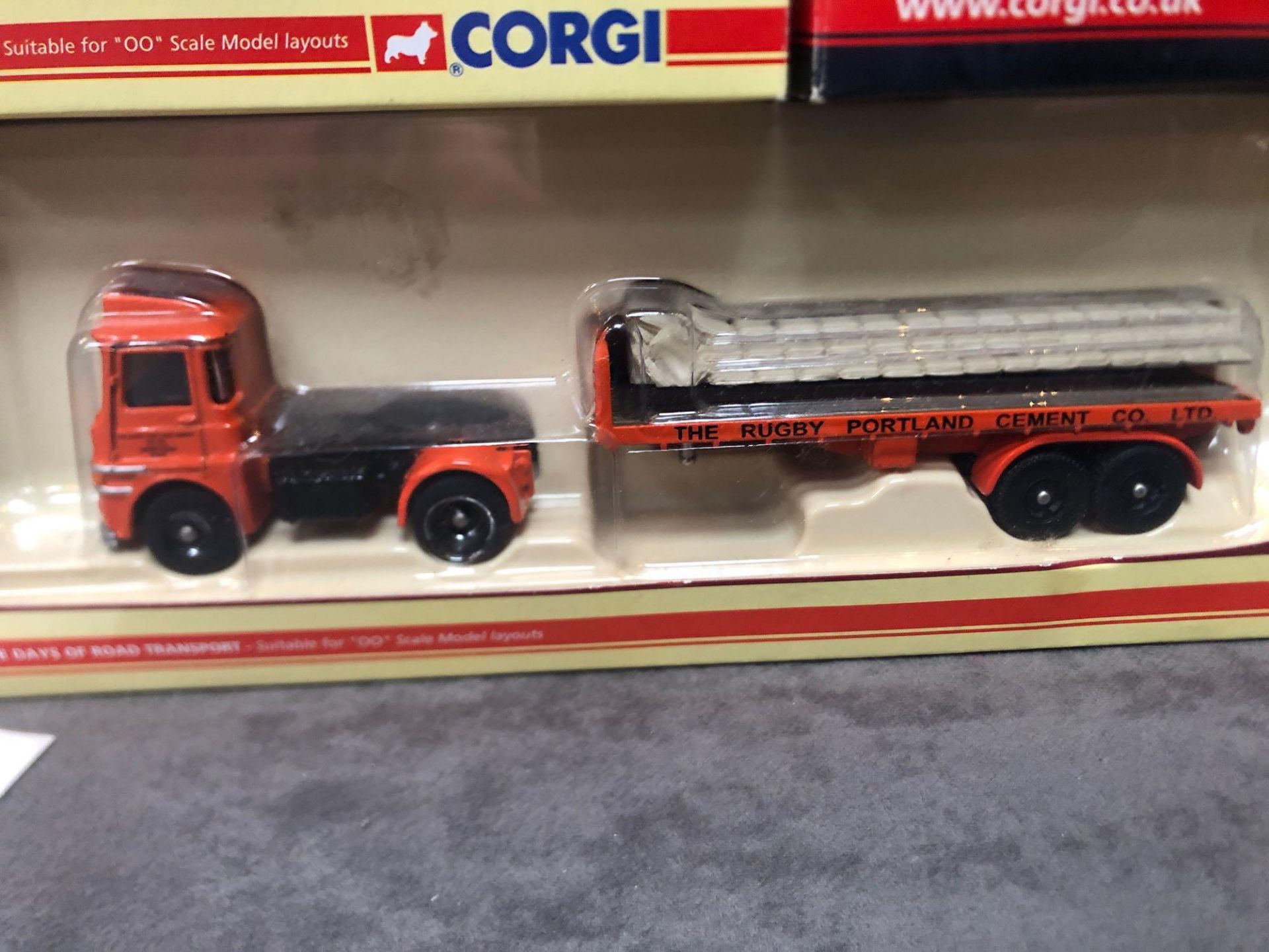 3x Diecast Vehicles Advertising Cement In Boxes - Image 2 of 4