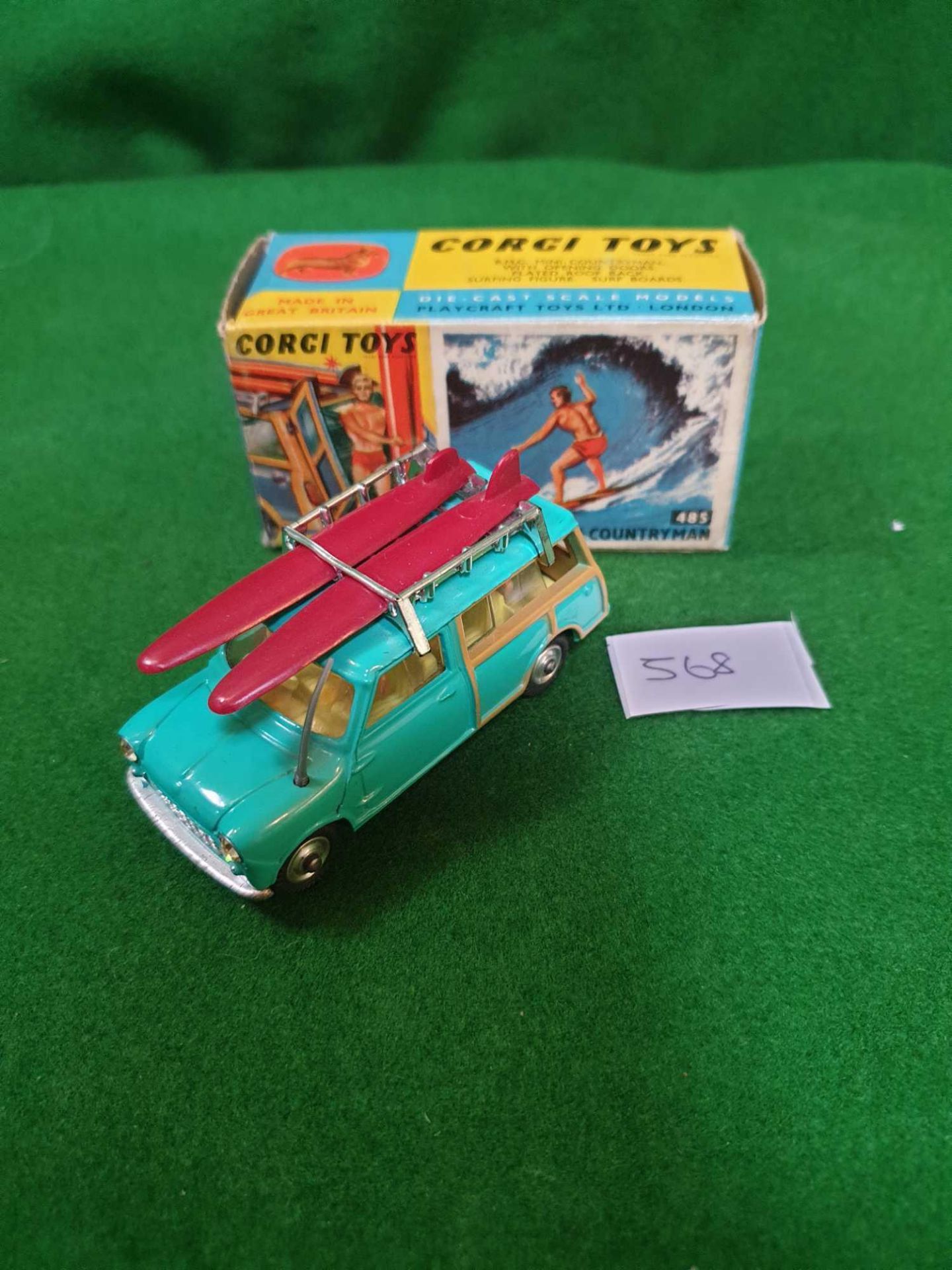 Corgi #485 Surfing With BMC Mini Countryman Comes With Surfer, Two Boards Excellent Model Mint Crisp - Image 3 of 3