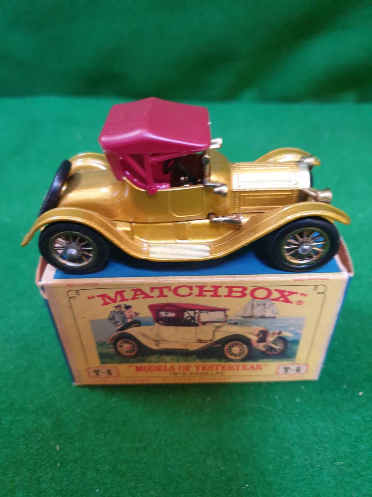 Matchbox Models Of Yesteryear Y6 1913 Cadillac Gold Red Roof Mint Model Firm Box