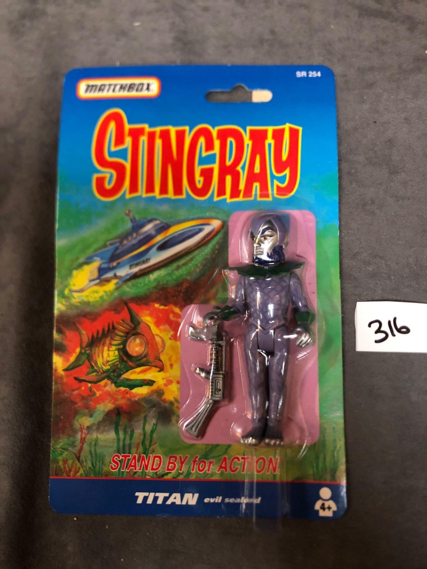 Matchbox Stingray 1992 Standby For Action #SR254 Titan Evil Sealord 4" Figure On Original Bubble