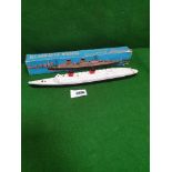 Blue Box Ship Models #7243 Floating At Queen Elizabeth With Good Firm Box Missing Tabs On End Made