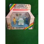 W Britains #7854 Hospital Nursing Sister And Patient 1983 Issued Set In Original Box Near Mint