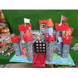 Bigjigs King Georges Castle King Georges Castle Is A Wonderful Wooden Castle That Will Provide