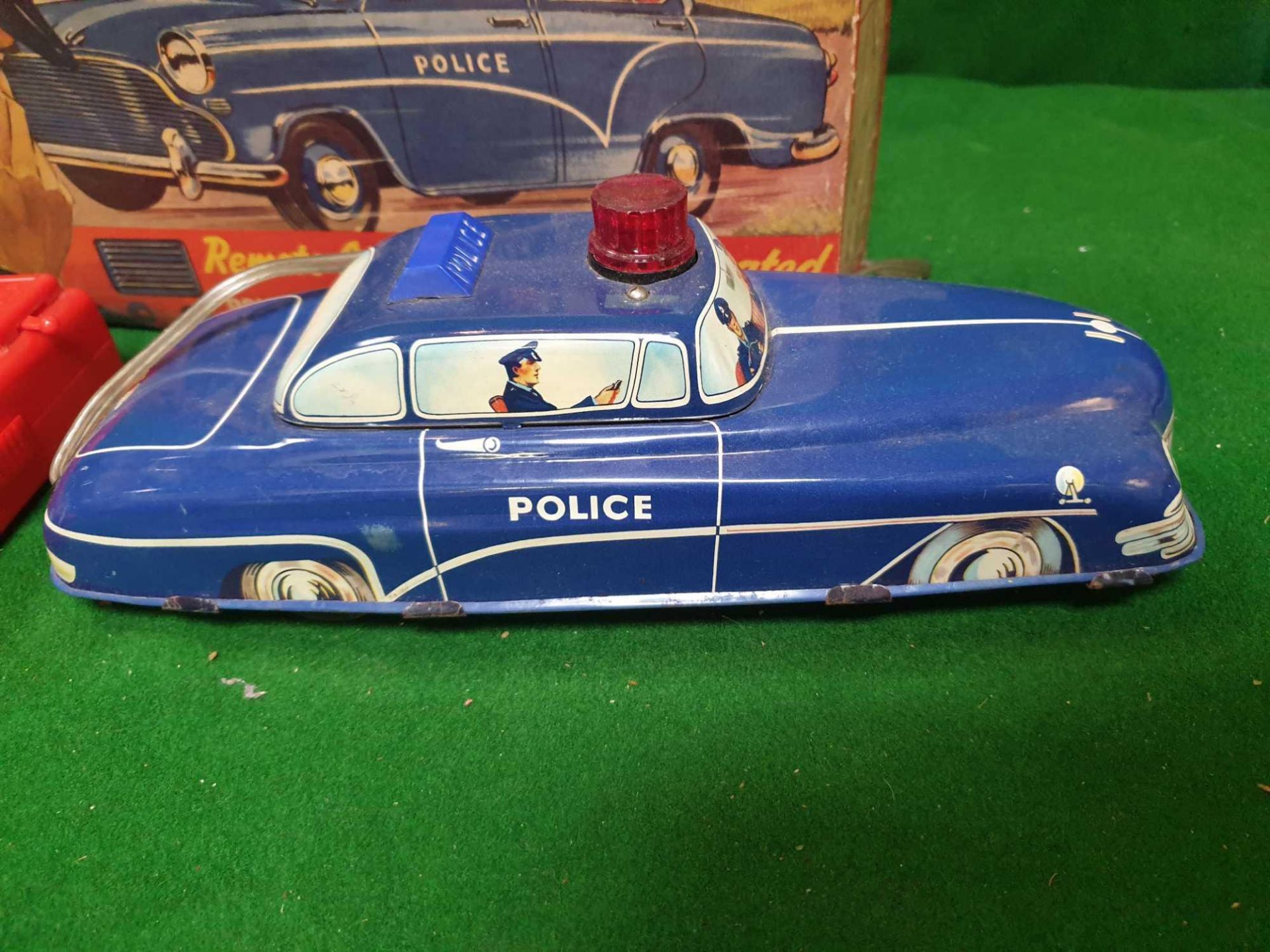 Welsotoys #141 Remote Control Battery Operated Police Car Lithograph Tin Plate Welsotoys 141 - Image 3 of 5