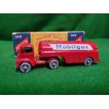 Matchbox-Major M8 Mobil Gas Petrol Tanker Mint Model Good Boz Tab Torn And Missing