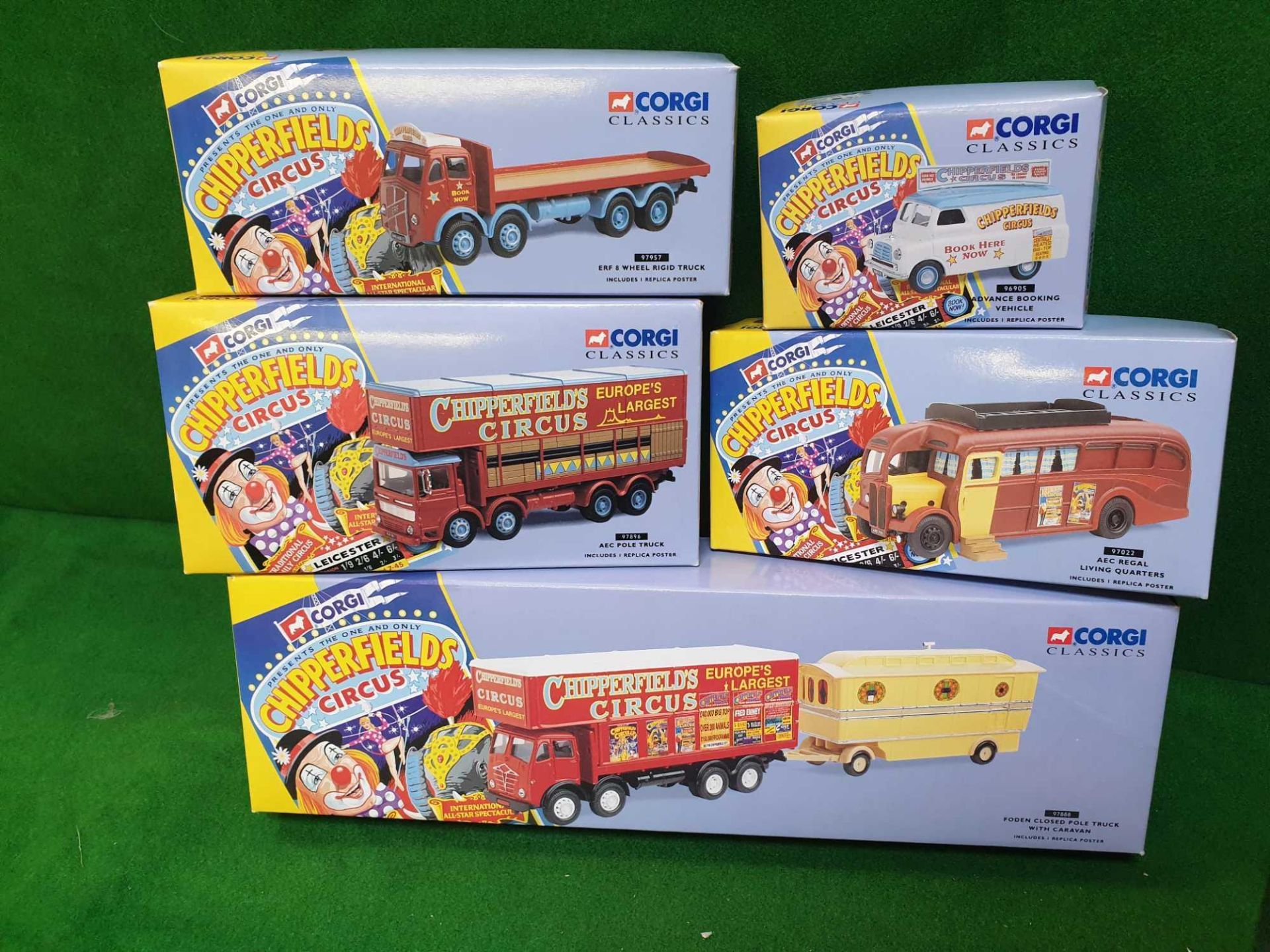 Set Of 5 X Corgi Classics Chipperfield Circus Diecast Models Comprising Of #970222 Corgi