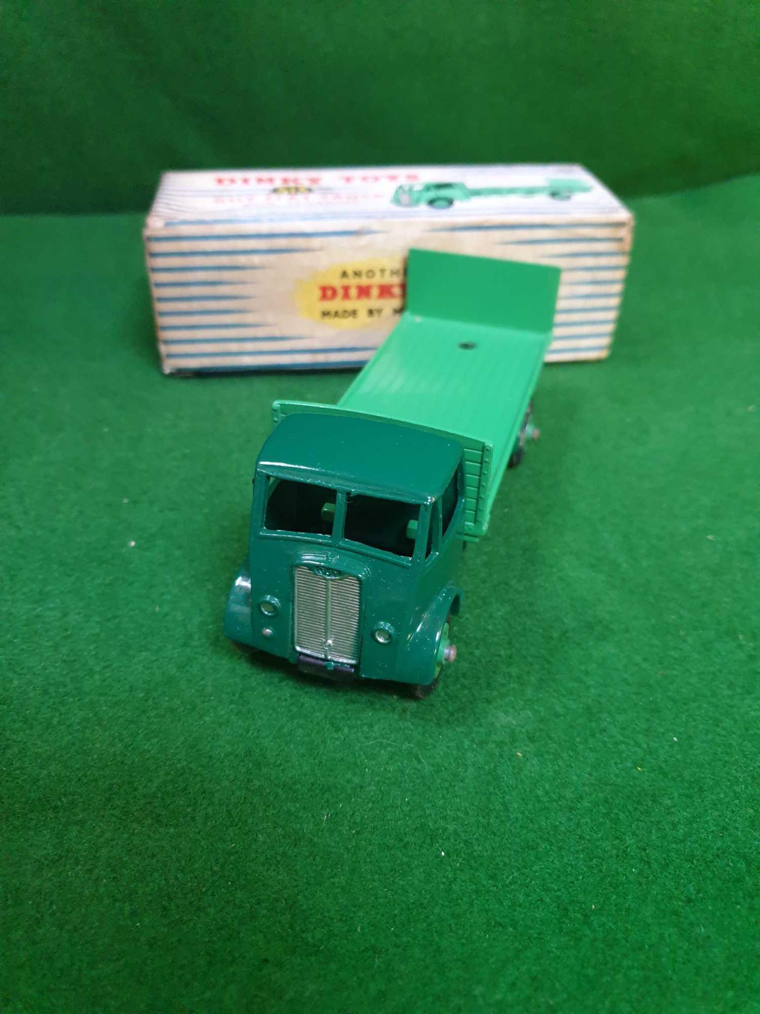 Dinky #513 Guy Flat Truck In Two Tone Green Mint Model With Rare Painted Hook In Excellent Firm - Image 2 of 3