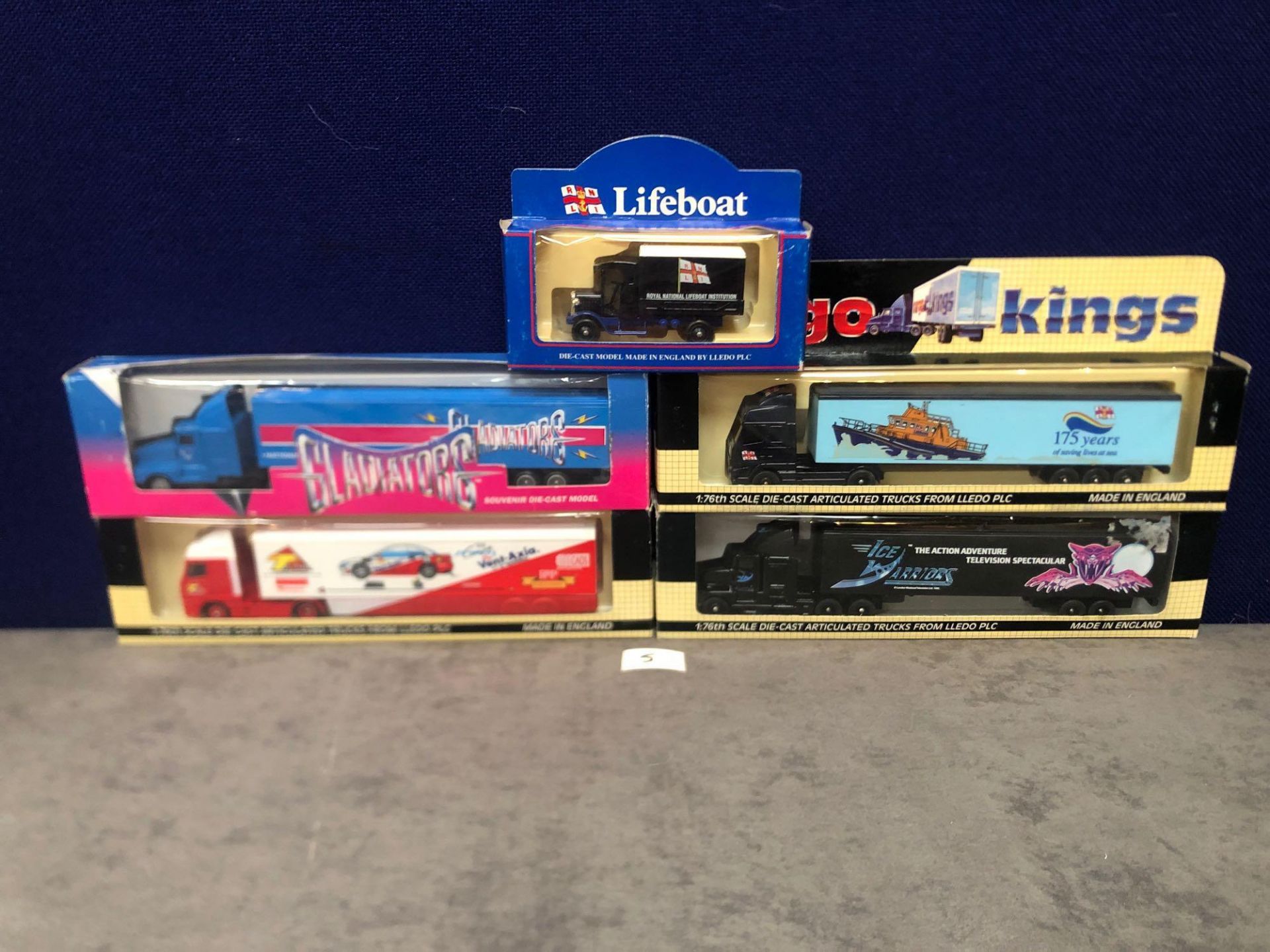 4x Lledo Cargo King Diecast Trucks Comprising Of; Lledo Cargo Kings Volvo FH12 Articulated Truck.