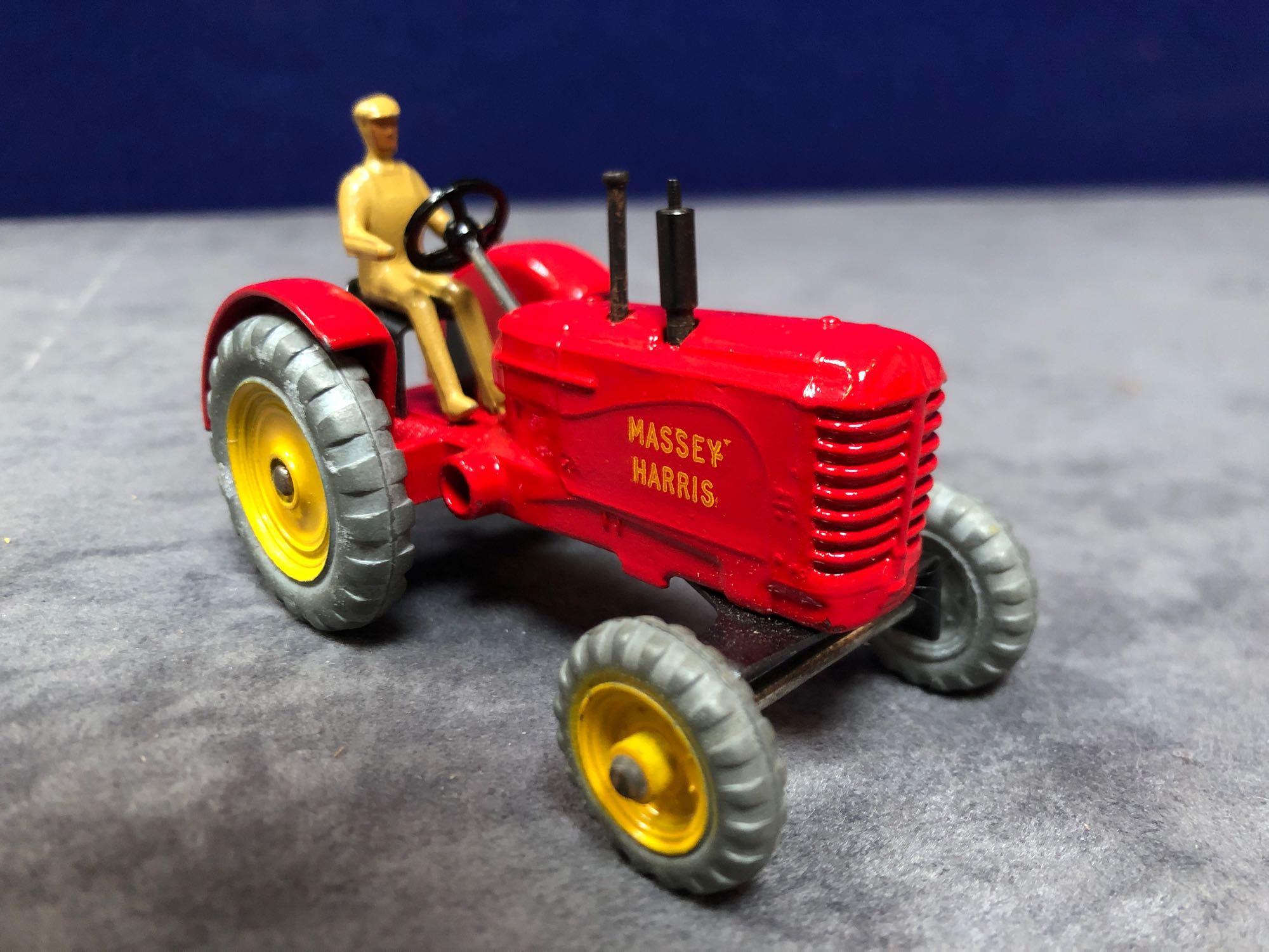 Dinky #300 Massey Harris Tractor mint in near mint slightly soiled box  1966-1971 - Image 2 of 4