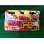 Majorette Le Cirque Pinder Land Rover With Cage Trailer Loaded With A Lion1/43 Scale On Blister Card