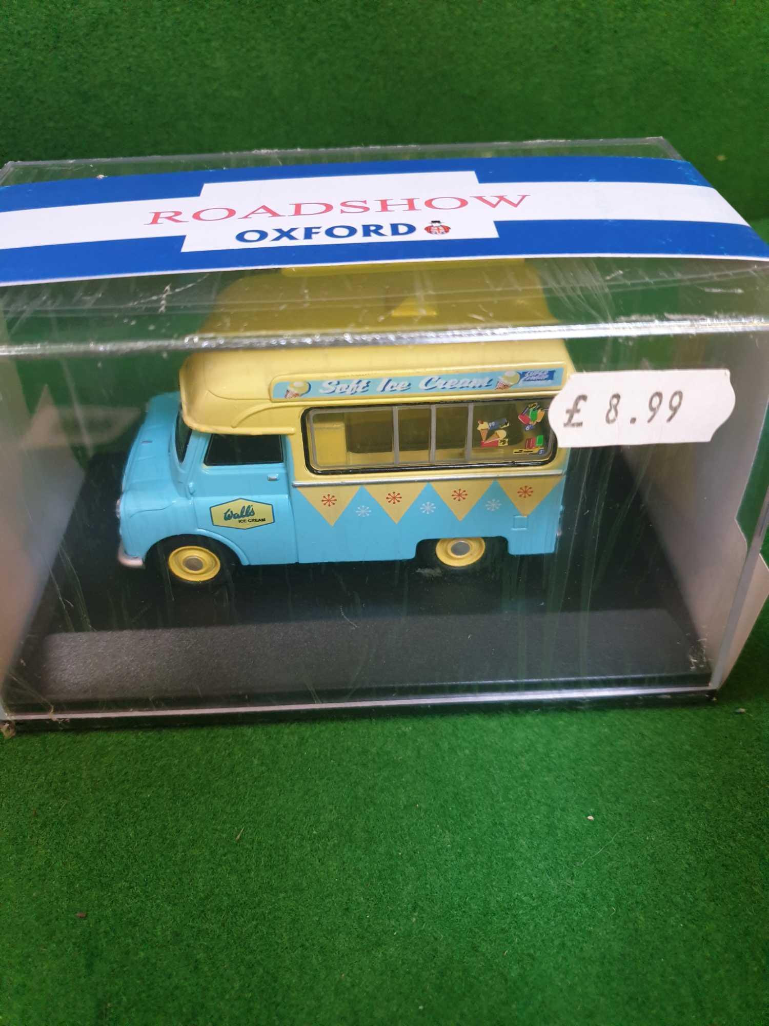 5x Oxford Road Show Diecast Models Comprising of #HA003 Oxford Diecast Walls Ice Cream - #CA002 - Image 3 of 5