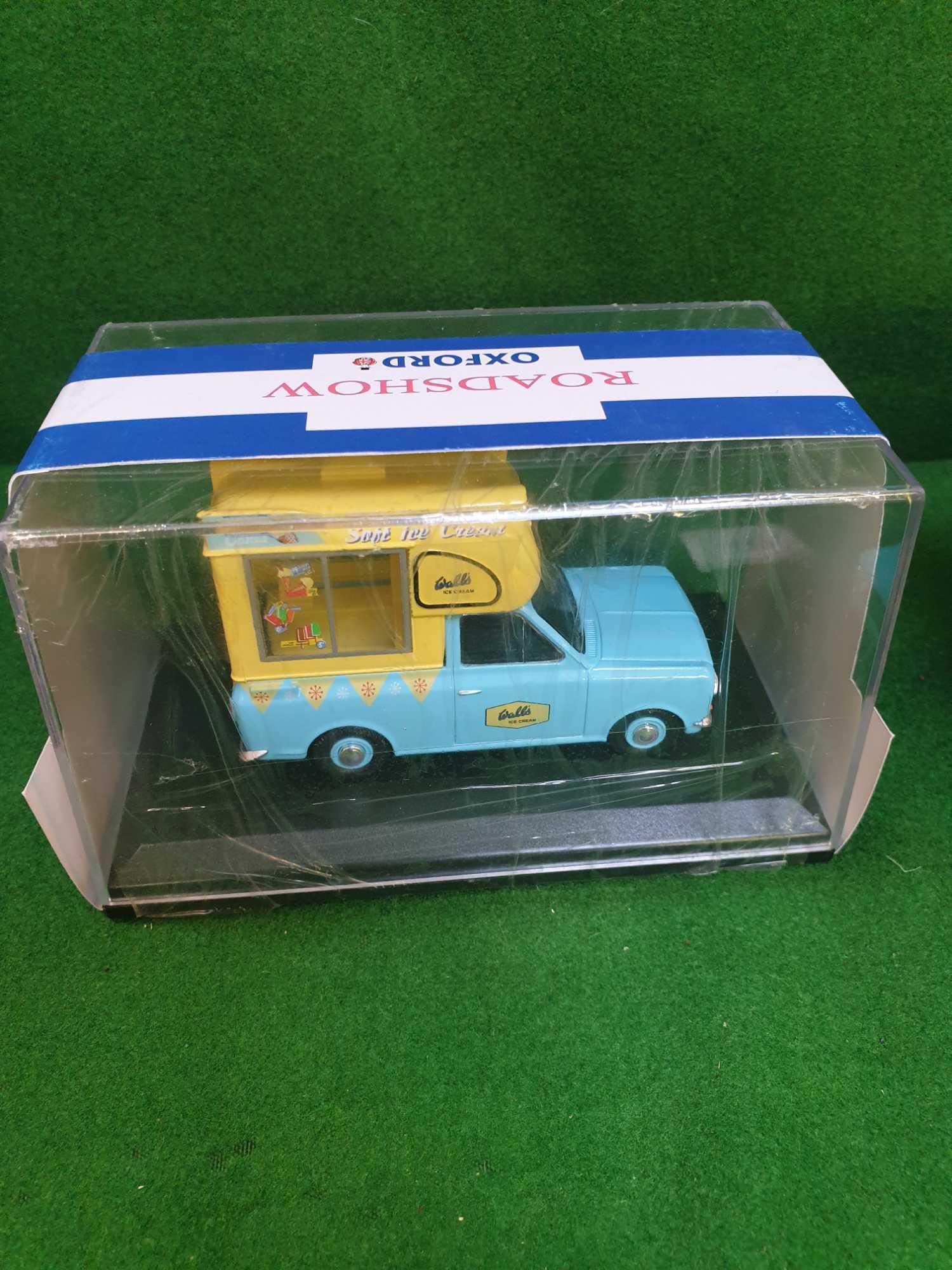 5x Oxford Road Show Diecast Models Comprising of #HA003 Oxford Diecast Walls Ice Cream - #CA002 - Image 2 of 5