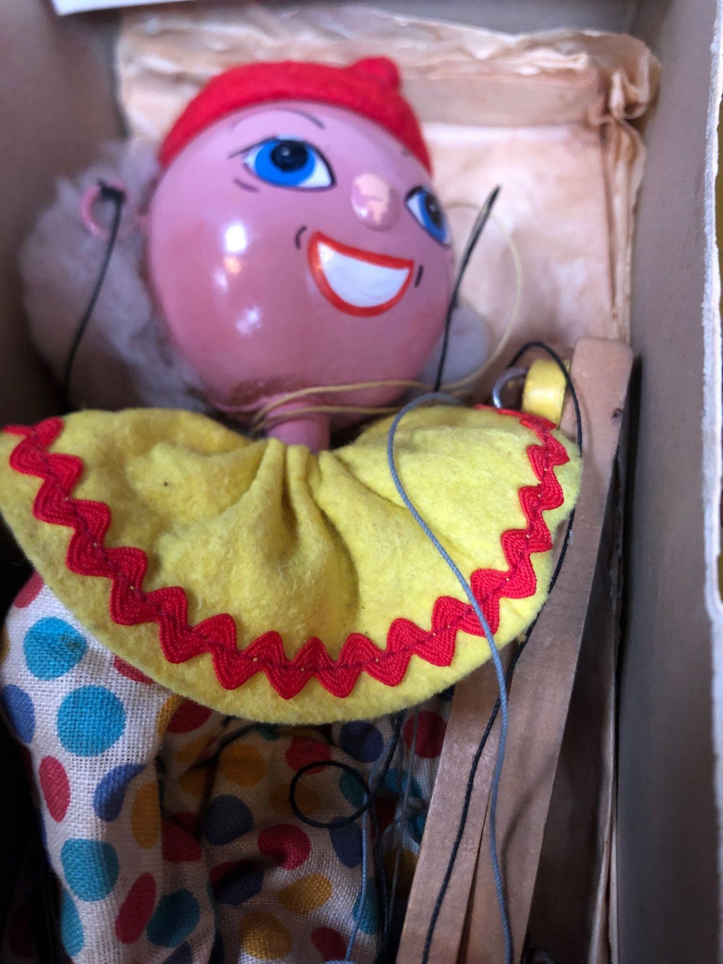 Vintage Pelham Puppets Marionette Clown In Yellow Hat With Pale Violet Hair. Red Collar With - Image 2 of 2