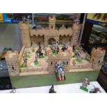 Vintage British Triang Fort No Y Composition Castle With Sentry Posts Drawbridge Complete With 57