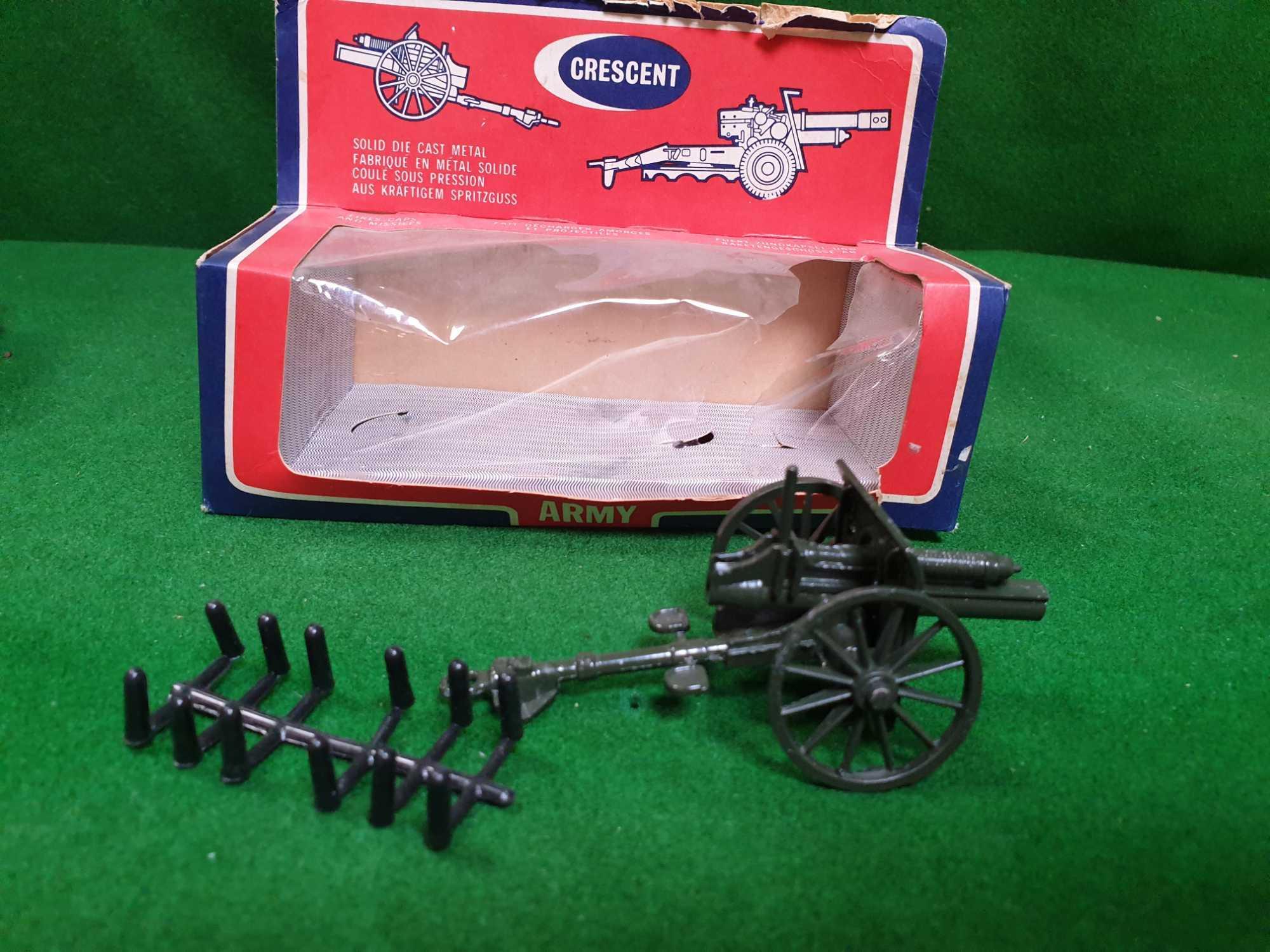 Crescent Toys No. 1249 - 18-Pounder Field Gun - World War 1 (WWI) Army / Military Diecast Metal With