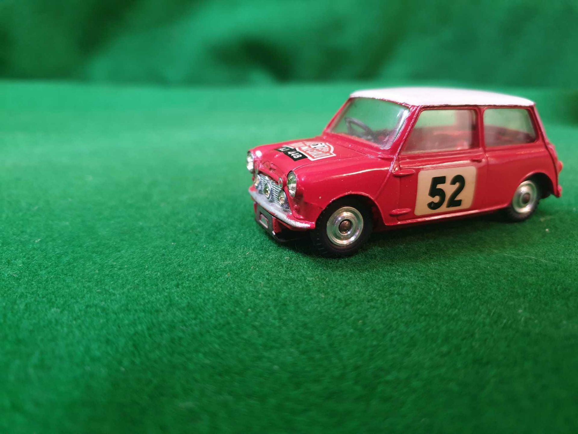 Corgi #321 BMC Monte Carlo Mini Cooper Red Body White Roof No 52 Decal Unboxed In Good Overall - Image 3 of 3