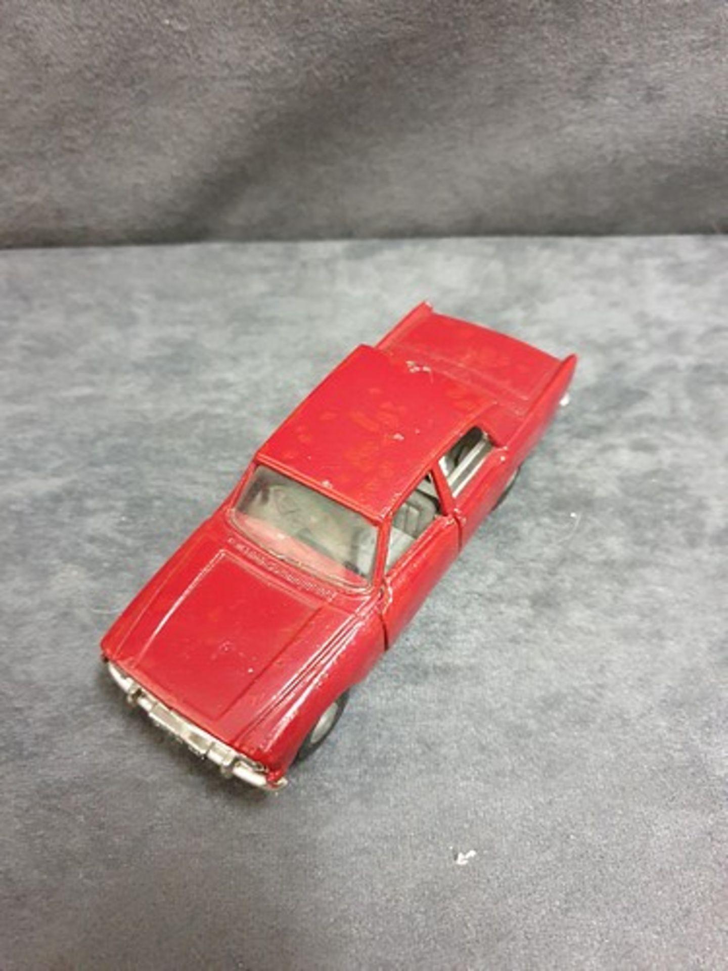 Spot-On By Tri-Ang Models Diecast #270 Ford Zepher Six In Red Model Has Some Chips And Has Been - Image 2 of 3
