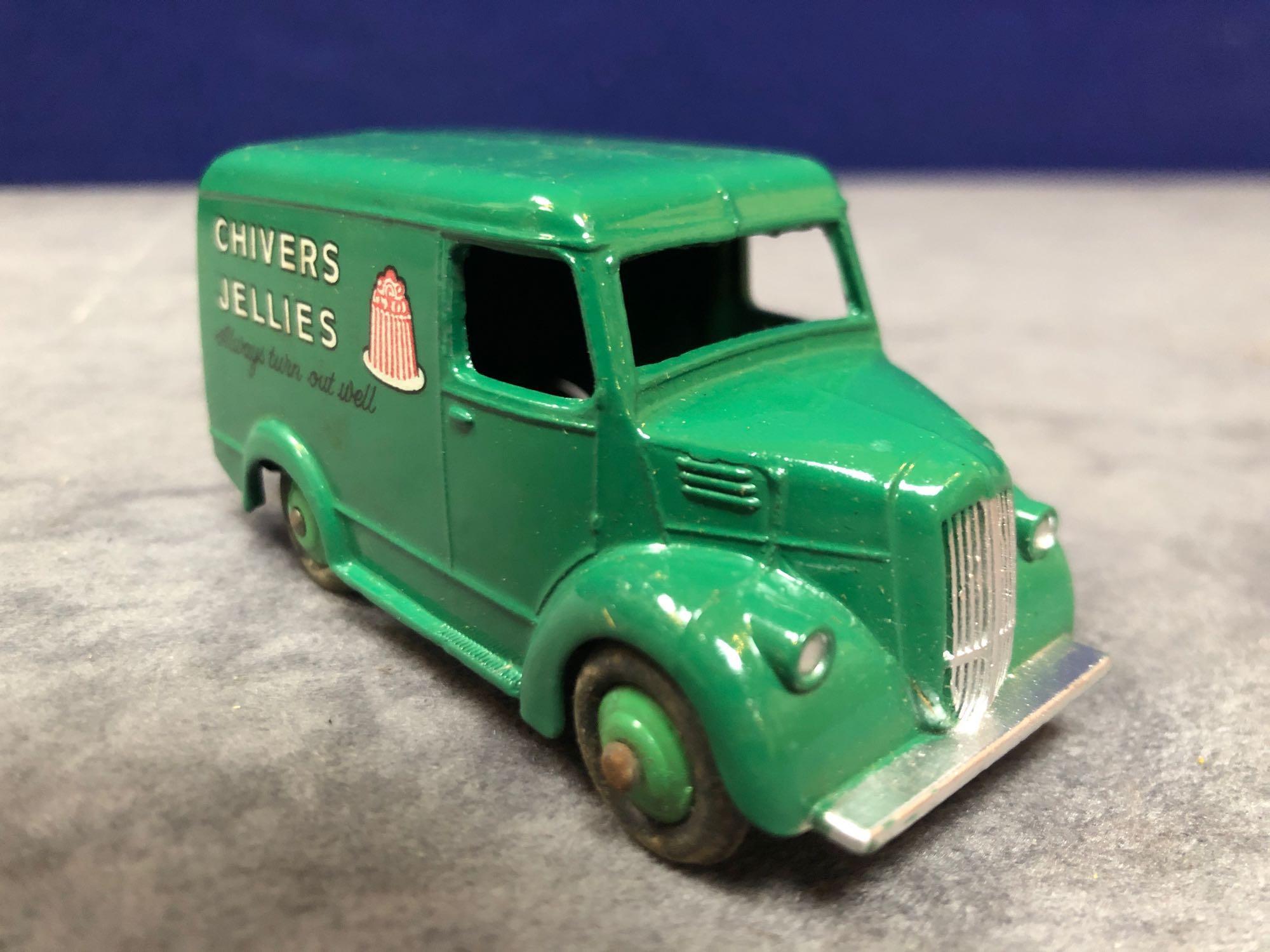 Dinky #452 Trojan 15cwt Van (Chivers) Green Model Is Mint Has A Slight Mark On Roof In A Solid - Image 2 of 4