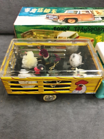 Friction Powered 1970's Rare #MF985 Fowls Transporter Truck In Original Box - Image 3 of 5