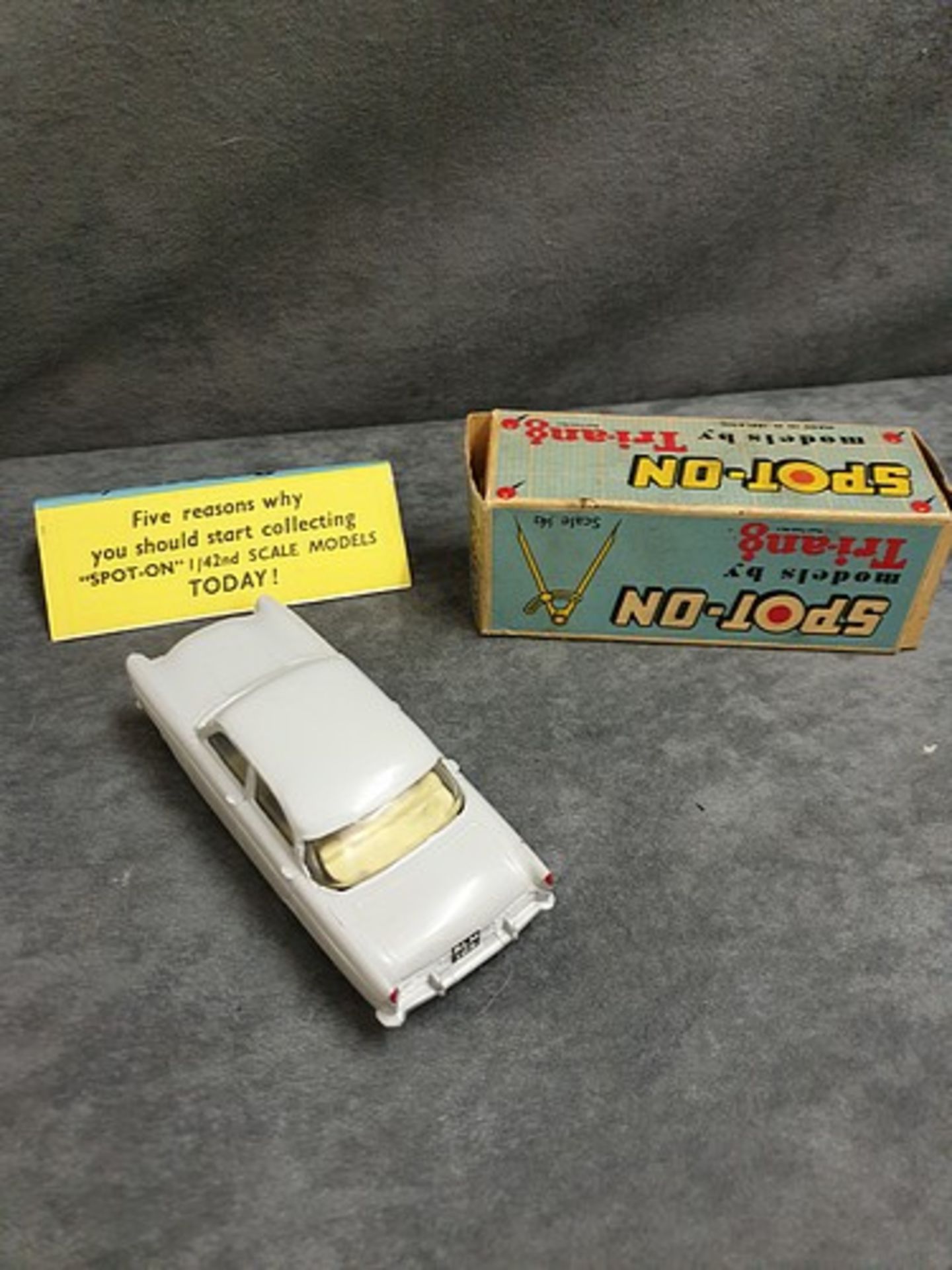 Spot-On Models By Tri-Ang Diecast #100 Ford Zodiac In Grey With Leaflet Virtually Mint 1 Tiny Chip - Image 3 of 3
