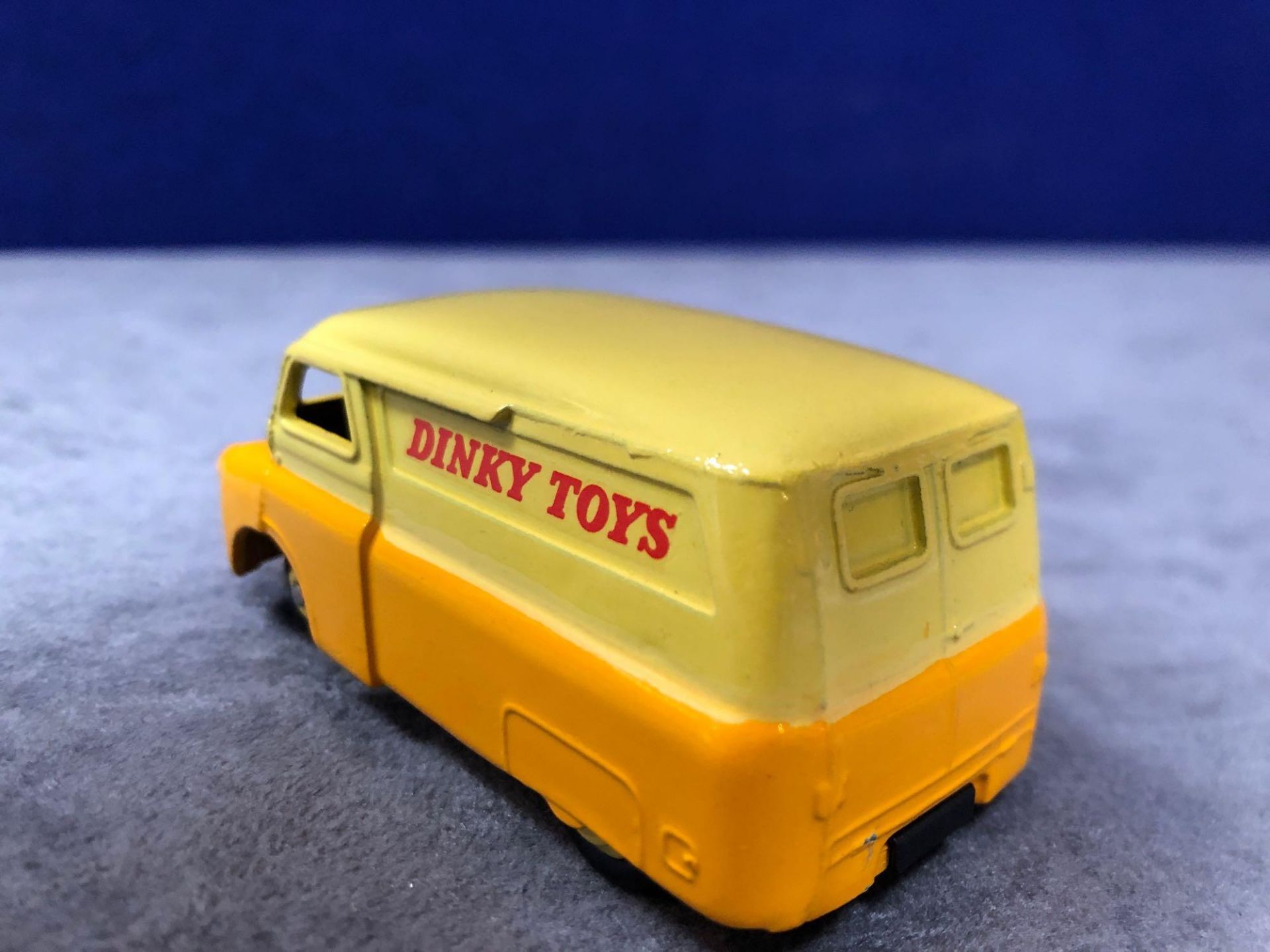 Dinky #482 Bedford Van Yellow/Orange (Dinky Toys) - Yellow Wheels And Silver Trim. 1956 - 1960 - Bild 3 aus 4