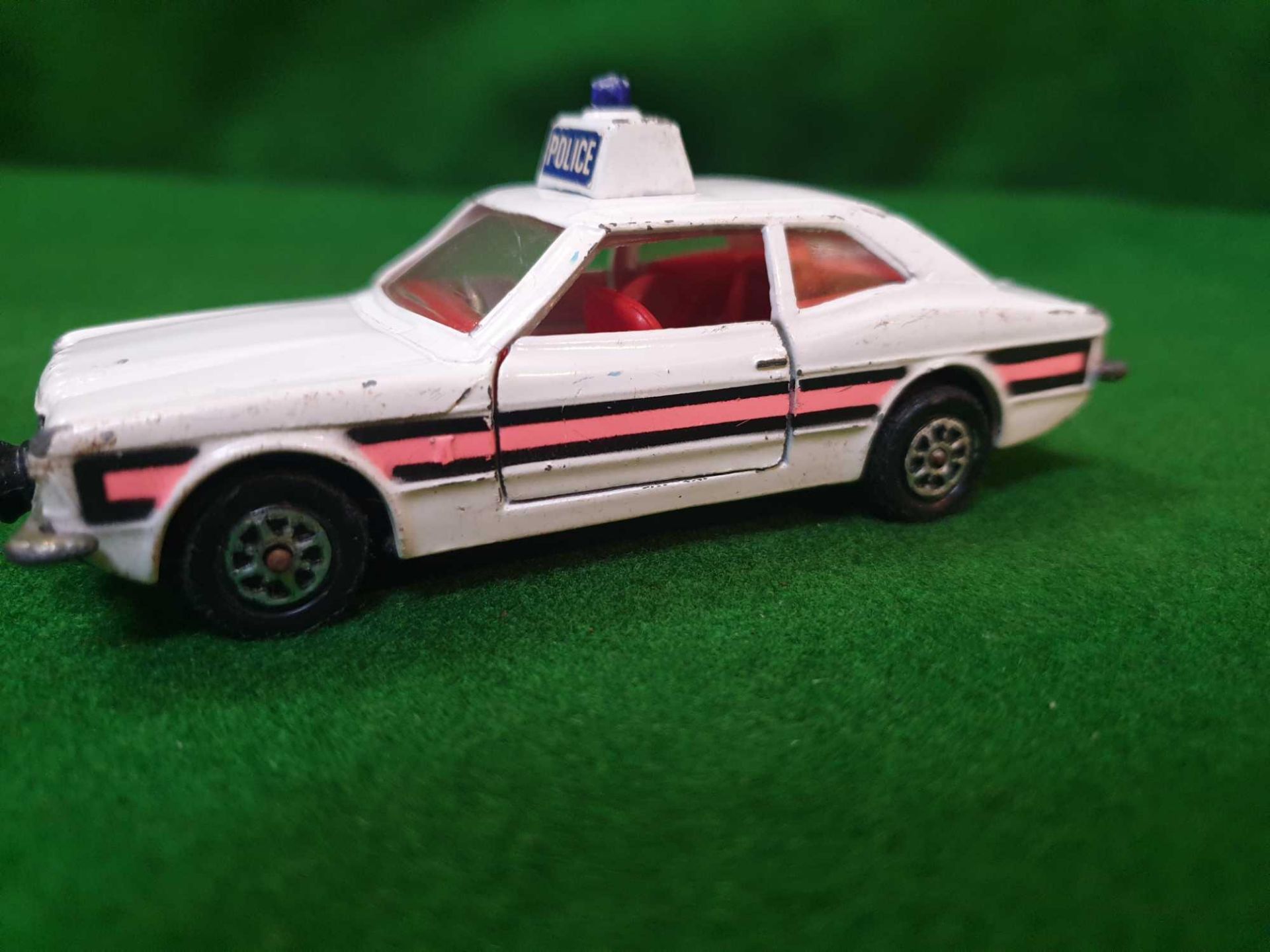 Corgi Whizzwheels #402 Ford Cortina GXL Police Car Unboxed In Excellent Overall Condition Some Light - Image 3 of 4