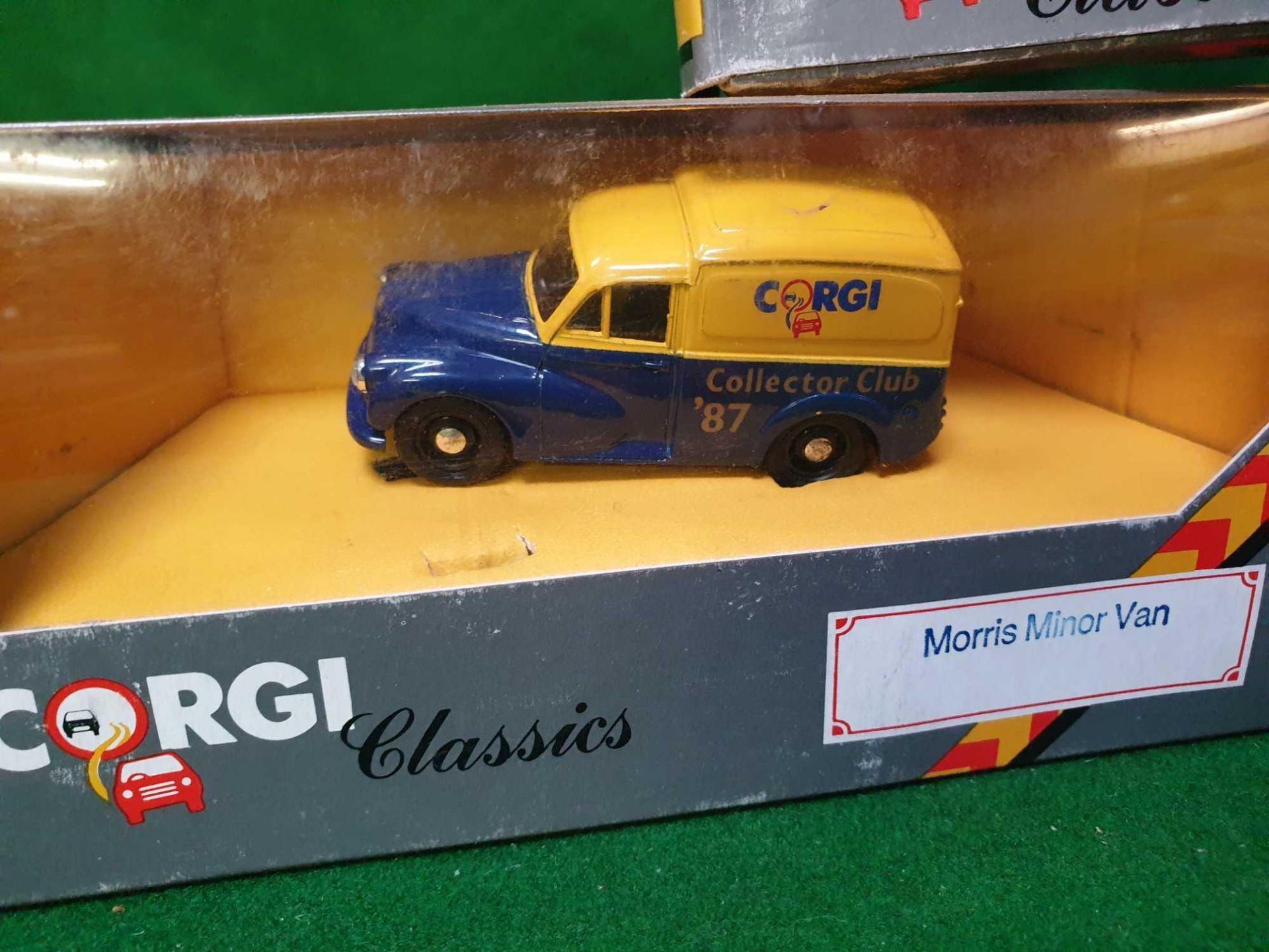 A Set Of 3 X Corgi Classics Diecast Vehicles Comprising Of #52281 Corgi Classics C923 1929 - Image 2 of 4