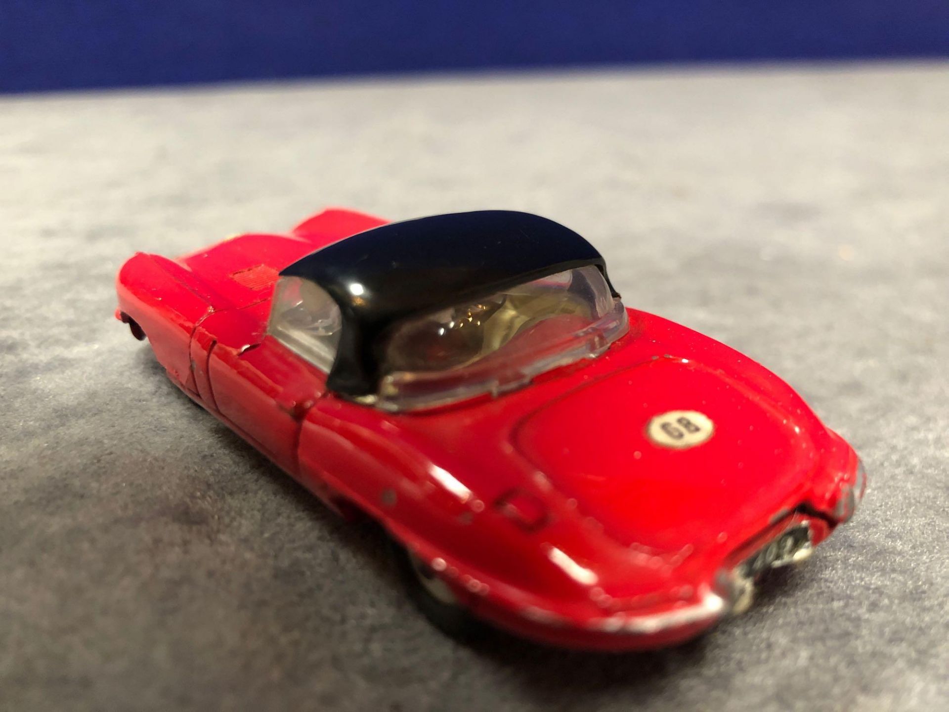 Dinky #120 Jaguar E-Type Red - Removable Roof 1962-1967 Unboxed Excellent Model With A Lovely - Image 3 of 4