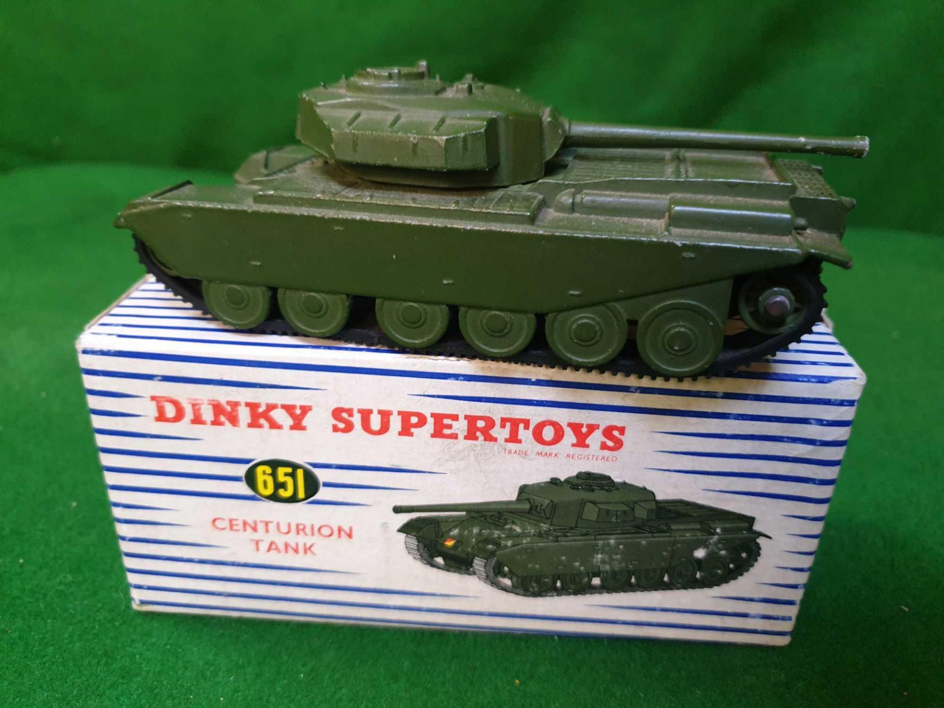 Dinky #651 Centurion Tank Green Rubber Tracks And Rotating Turret In Box 1954-1970 Near Mint In