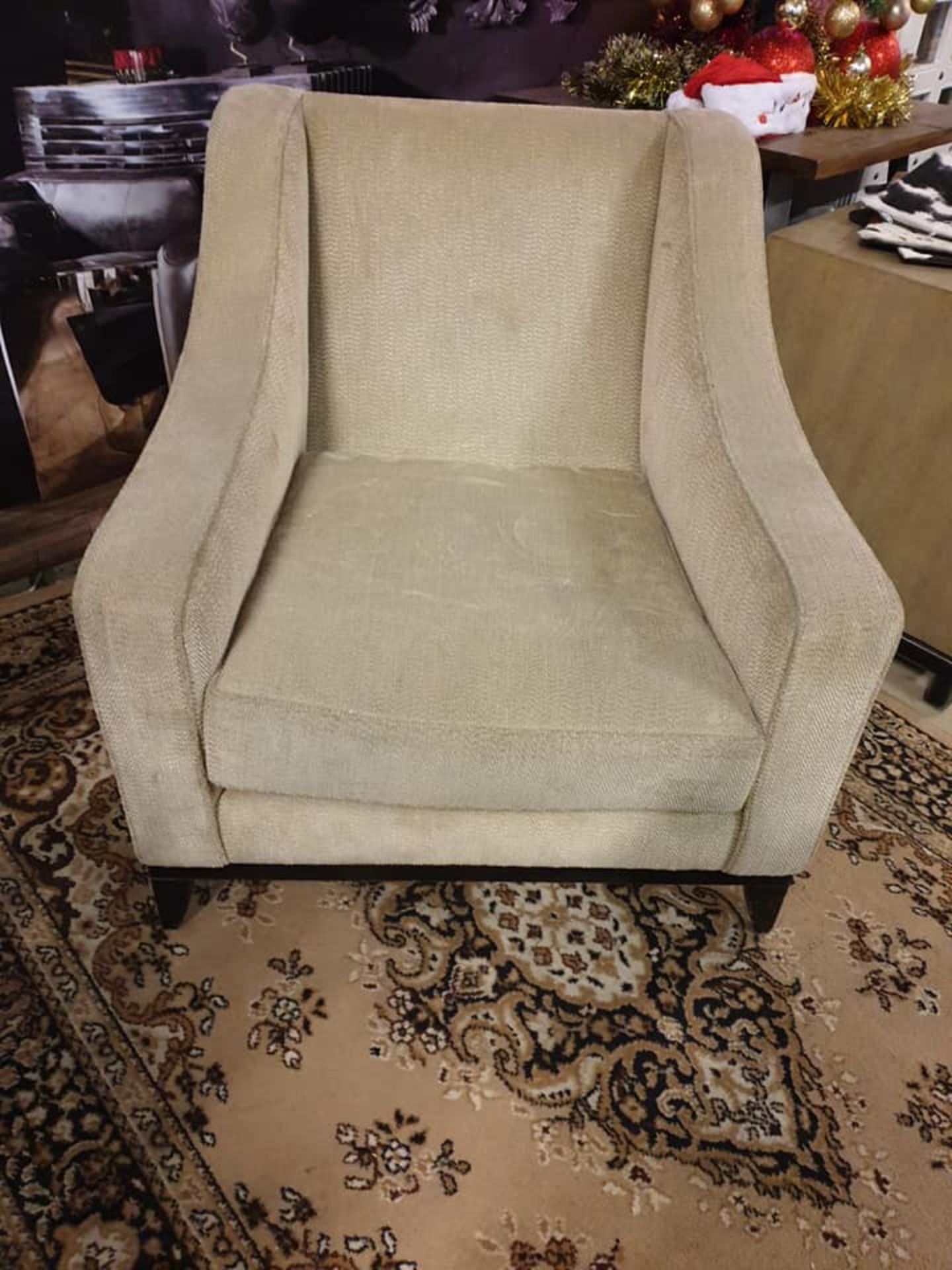 A Set Of 3 X Luxury Upholstered Cream Large Armchairs 84 X 70 X 87cm - Image 2 of 2