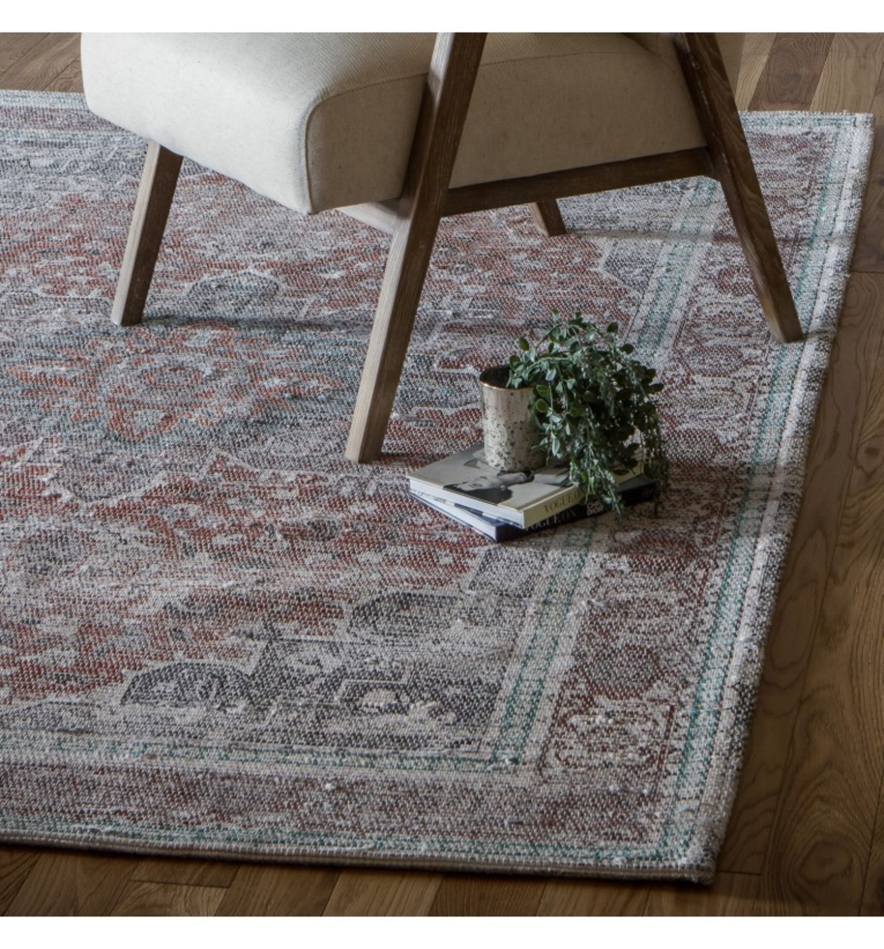 Adelaide Rug A beautiful vintage style rug with a nod towards traditional persian styles W1600 x