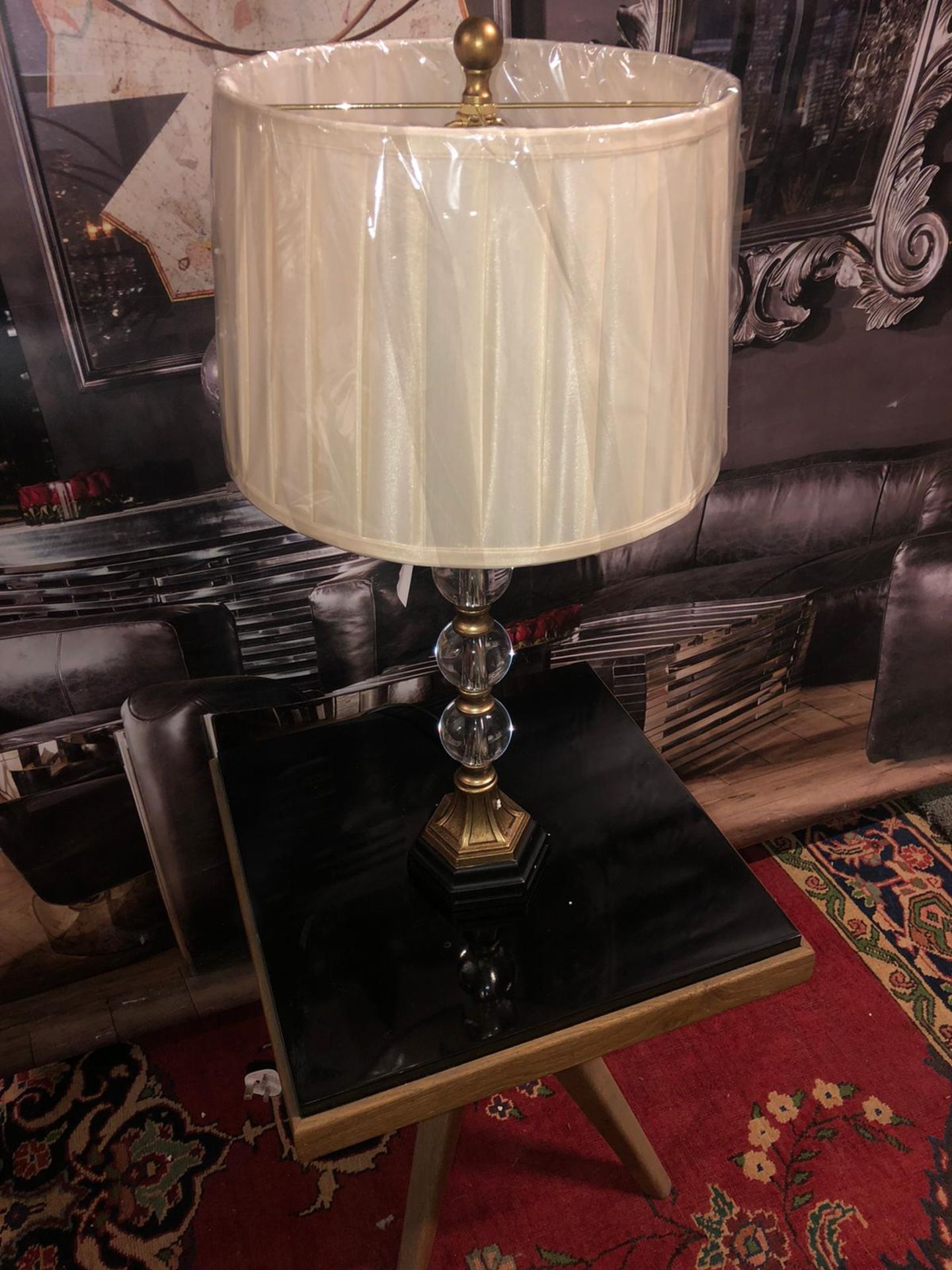 Crystal Ball Table Lamp add elegance and beauty to your room. It is a great addition to any - Image 5 of 6