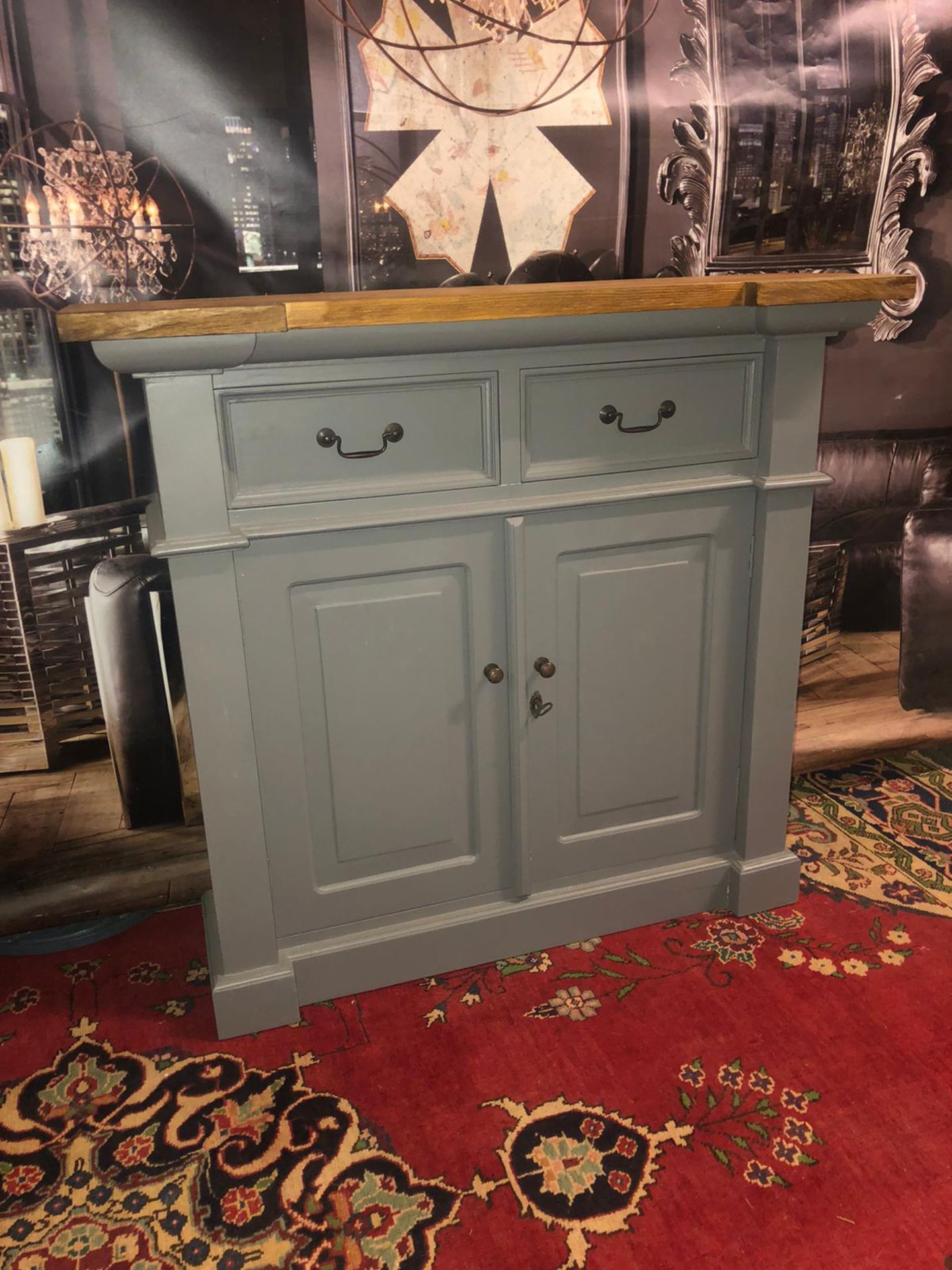 Storm Oak and Grey Painted 2 Door 2 Drawer Small Sideboard Organize your everyday bits and pieces - Bild 4 aus 5