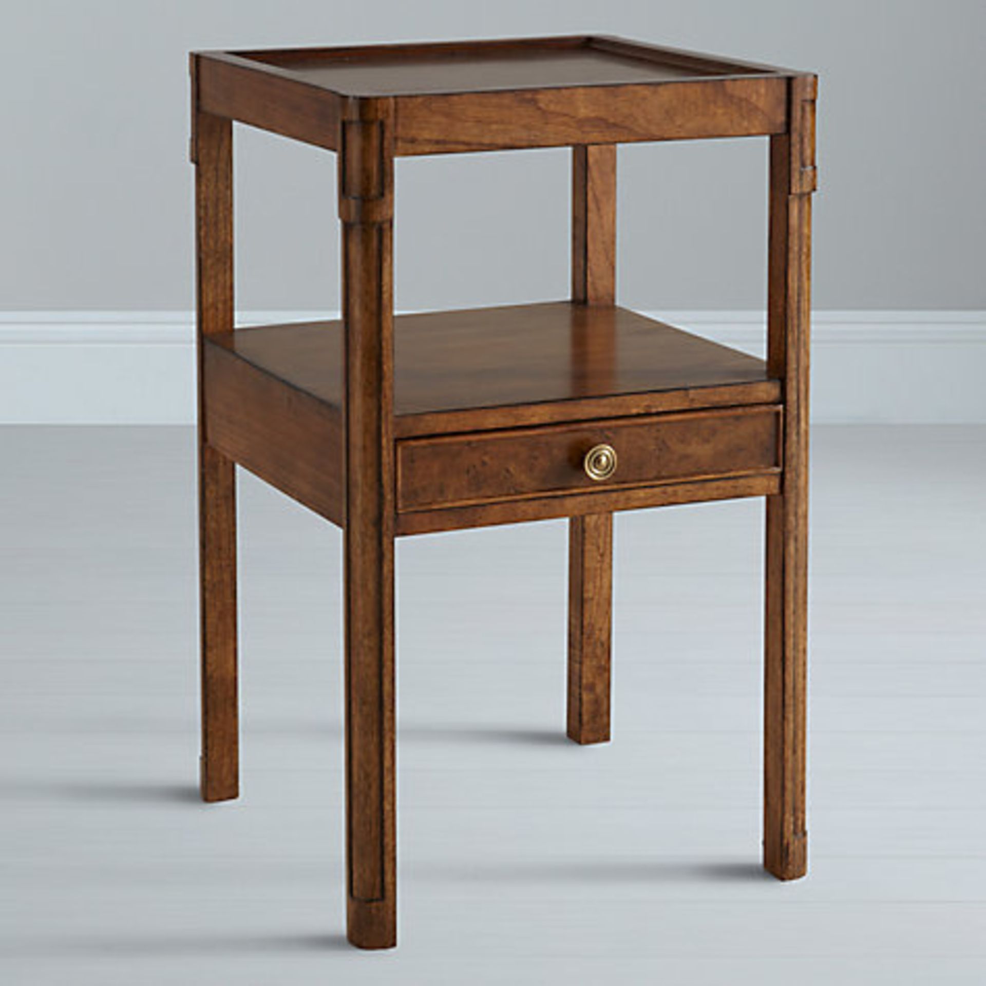 Hemingway Side Table This beautiful side table has a traditional look that adds classic grandeur