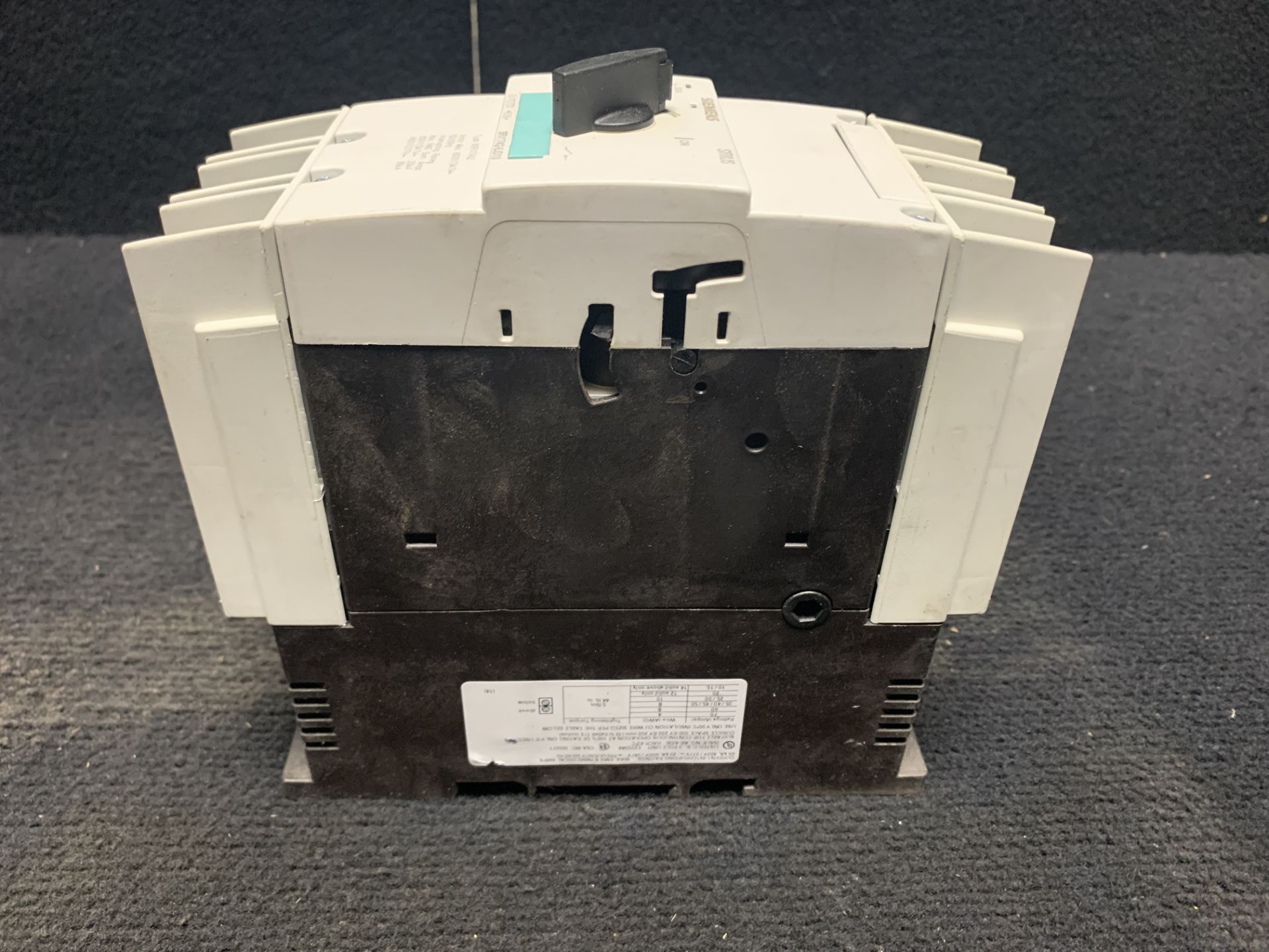 SIEMENS CIRCUIT BREAKER 3RV1742-5JD10,3P 50A